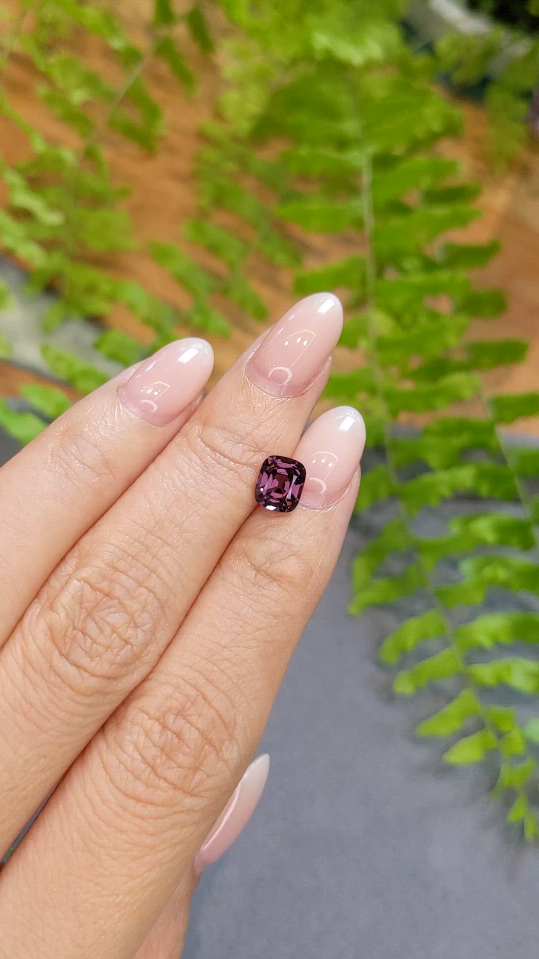 1.39 Ct. Pinkish Purple Spinel from Burma (Myanmar) Size Video