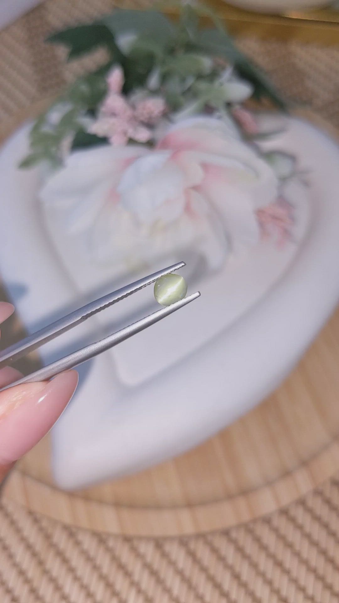 0.82 Ct. Yellowish Green Cabochon Chrysoberyl from Ceylon (Sri Lanka) Size Video