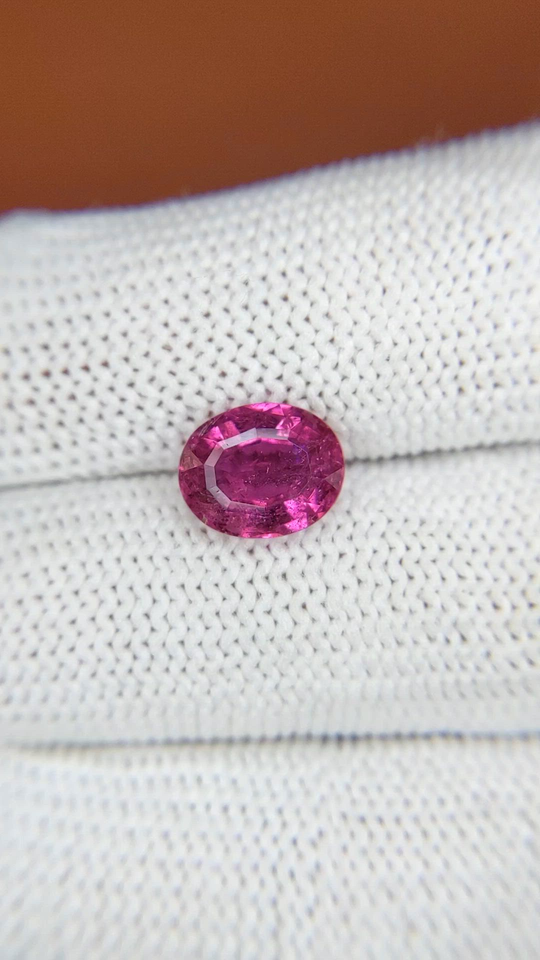 2.15 Ct. Pink Spinel from Ceylon (Sri Lanka) Size Video