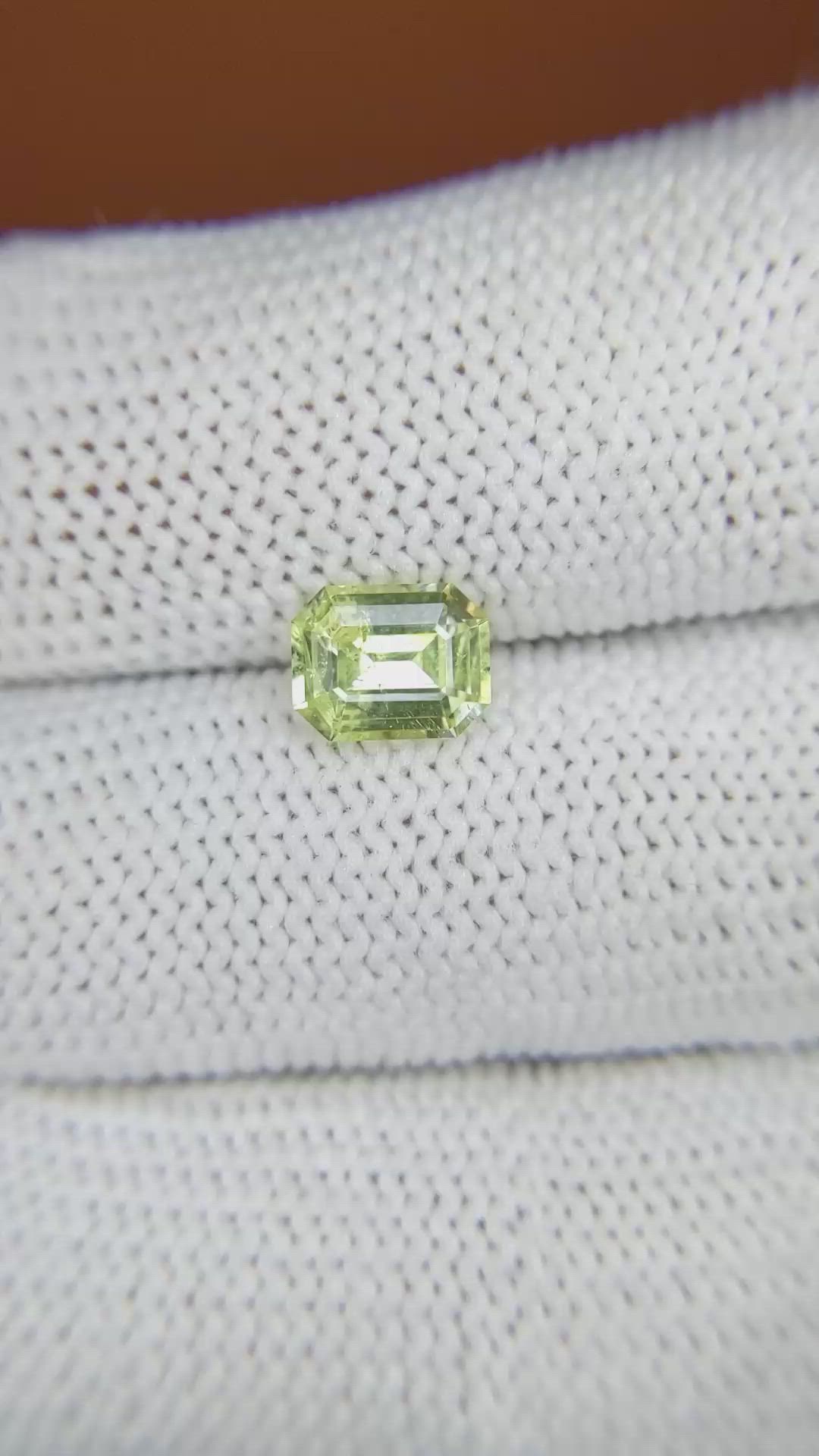 1.29 Ct. Alexandrite from Ceylon (Sri Lanka) Size Video
