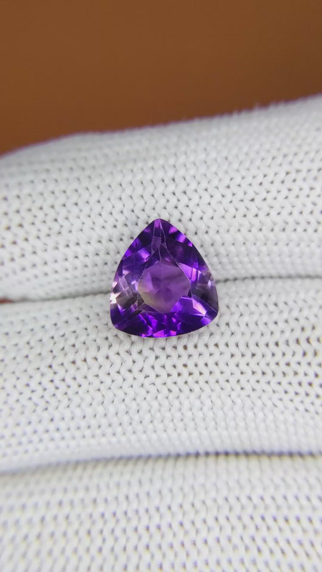3.42 Ct. Bi Color Ametrine from Madagascar Size Video