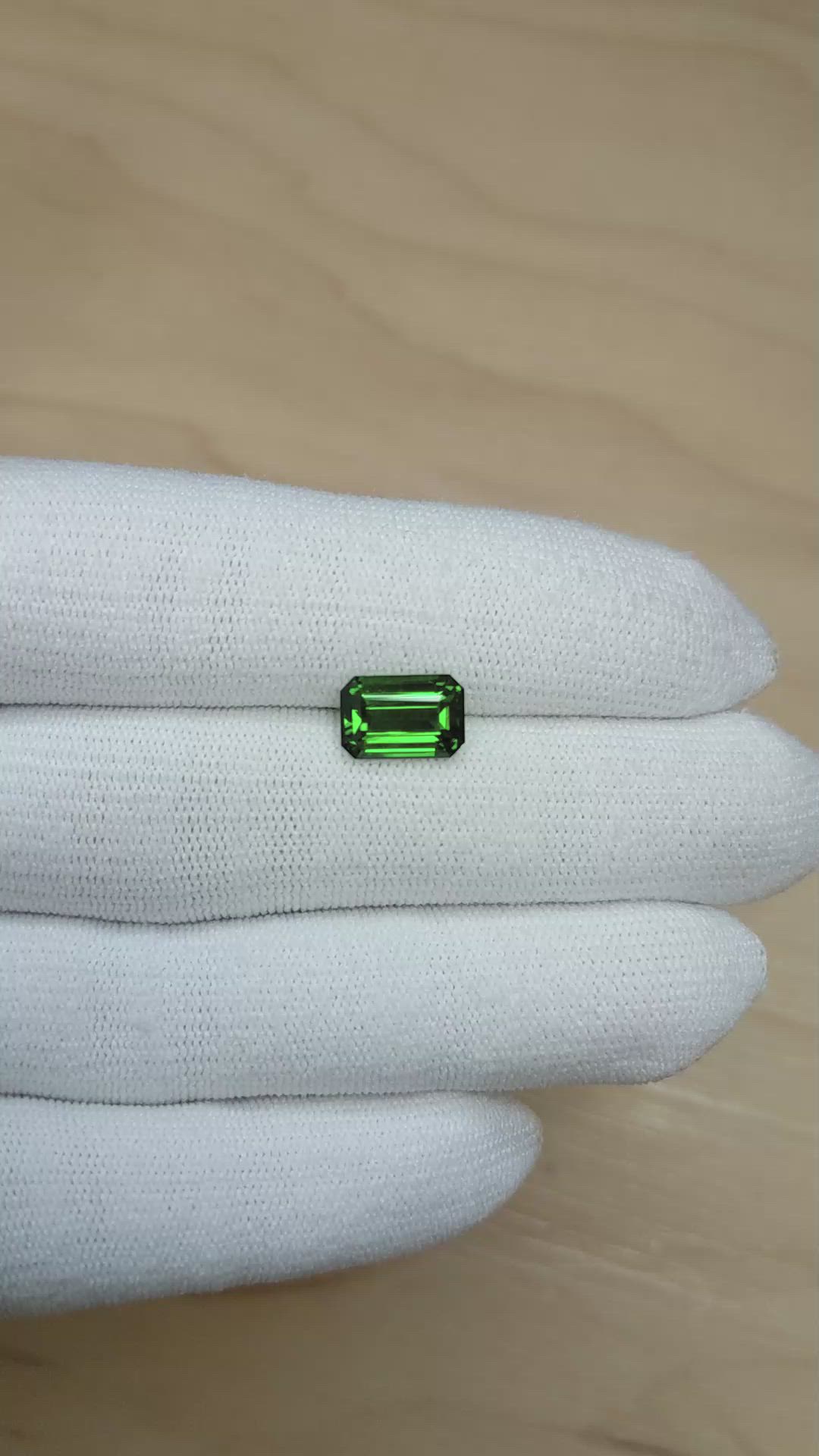 3.03 Ct. Tsavorite Garnet from Tanzania Size Video