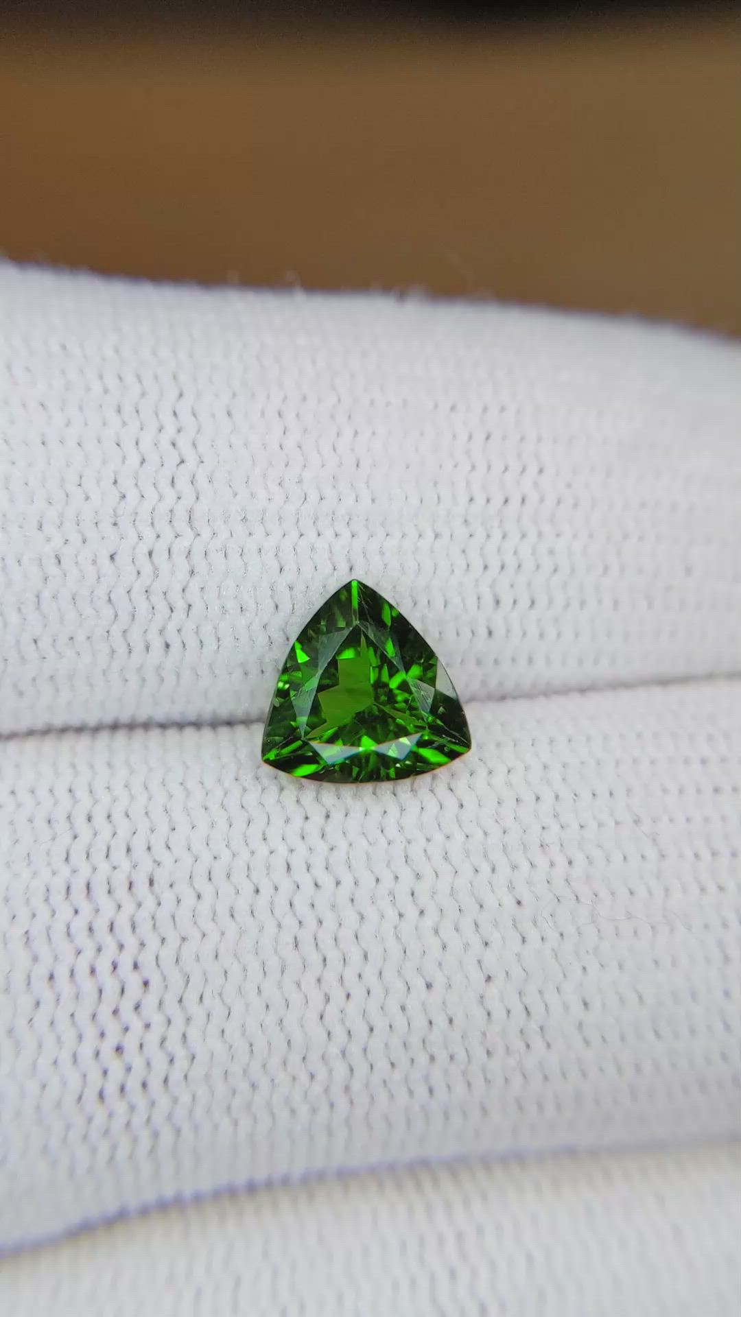 1.55 Ct. Tsavorite Garnet from Tanzania Size Video