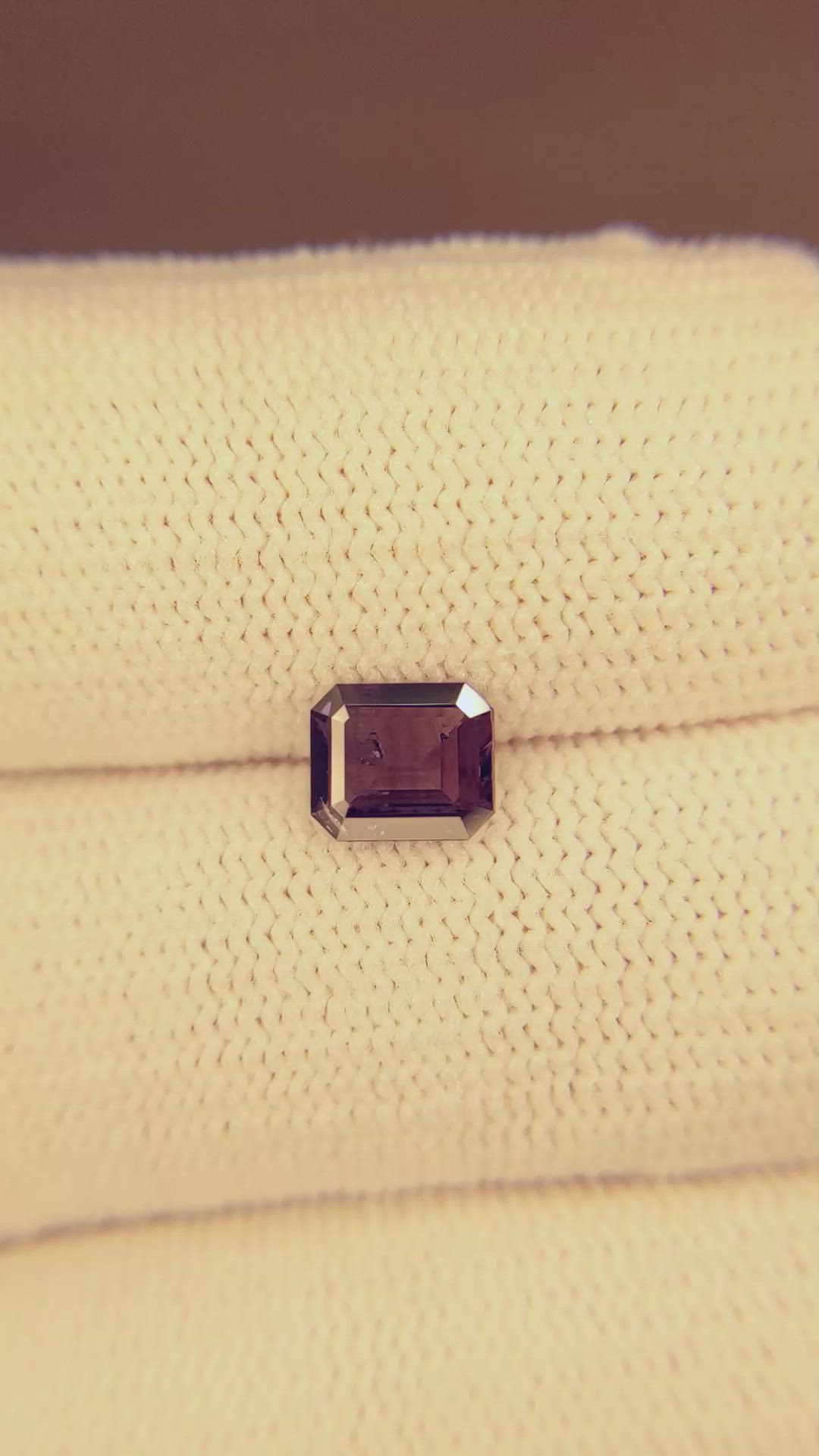 0.82 Ct. Alexandrite from Brazil Size Video