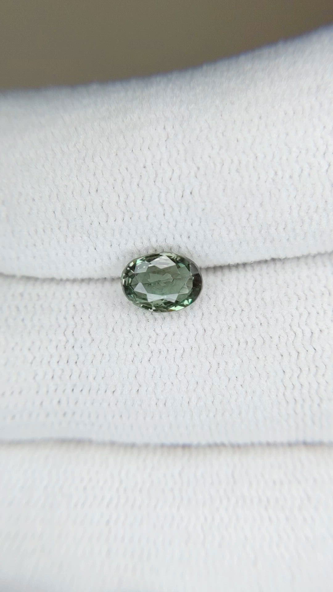 1.10 Ct. Alexandrite from Ceylon (Sri Lanka) Size Video