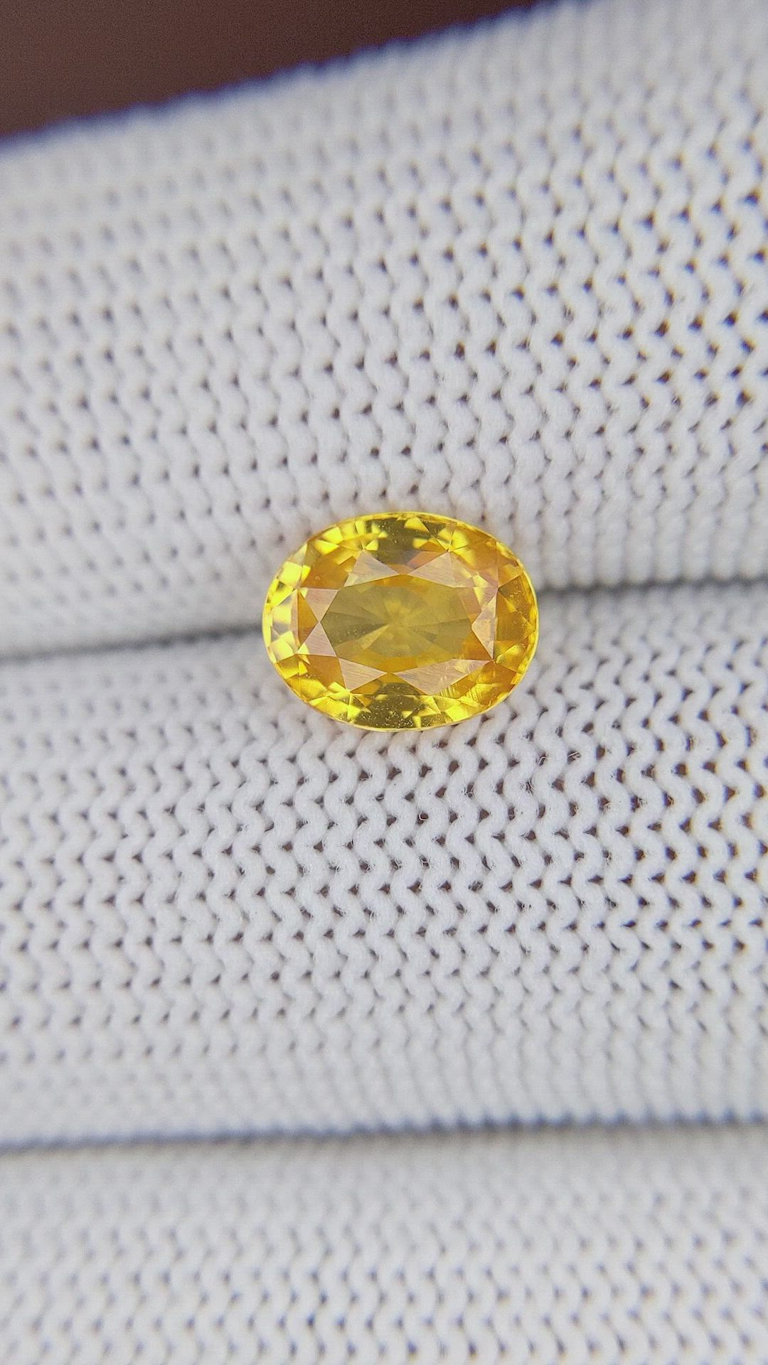 2.65 Ct. Yellow Zircon from Ceylon (Sri Lanka) Size Video