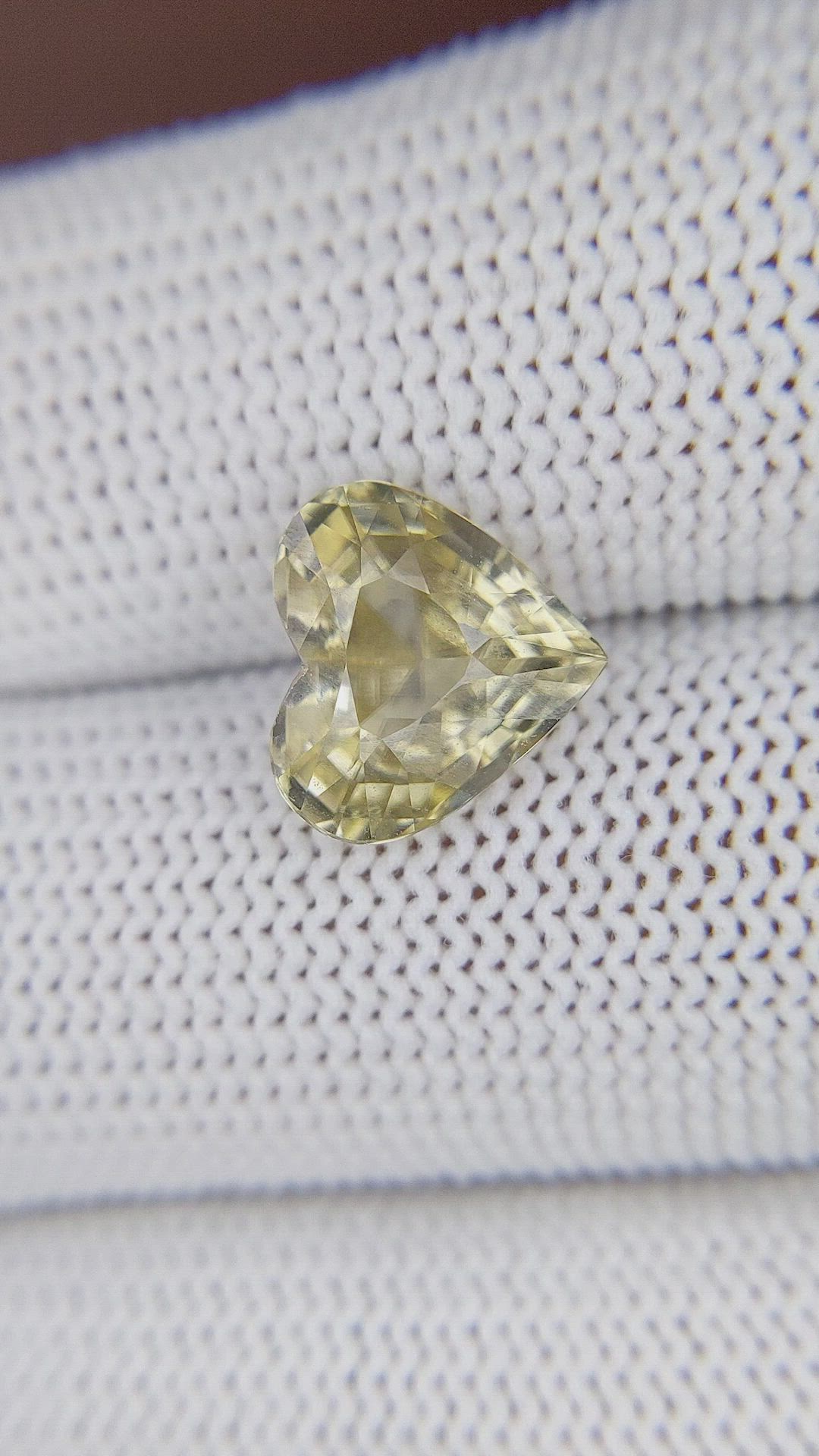 5.00 Ct. Yellow Zircon from Ceylon (Sri Lanka) Size Video