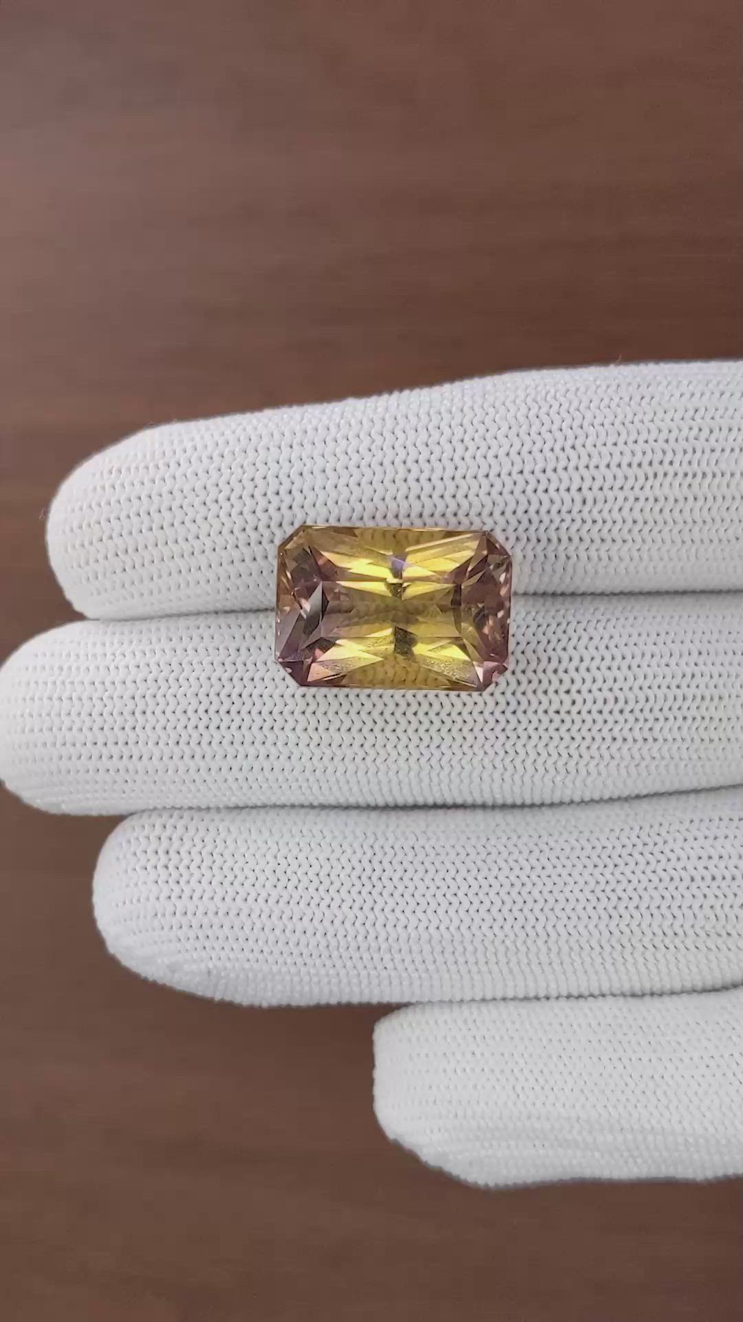 19.24 Ct. Bi Color Ametrine from Ceylon (Sri Lanka) Size Video