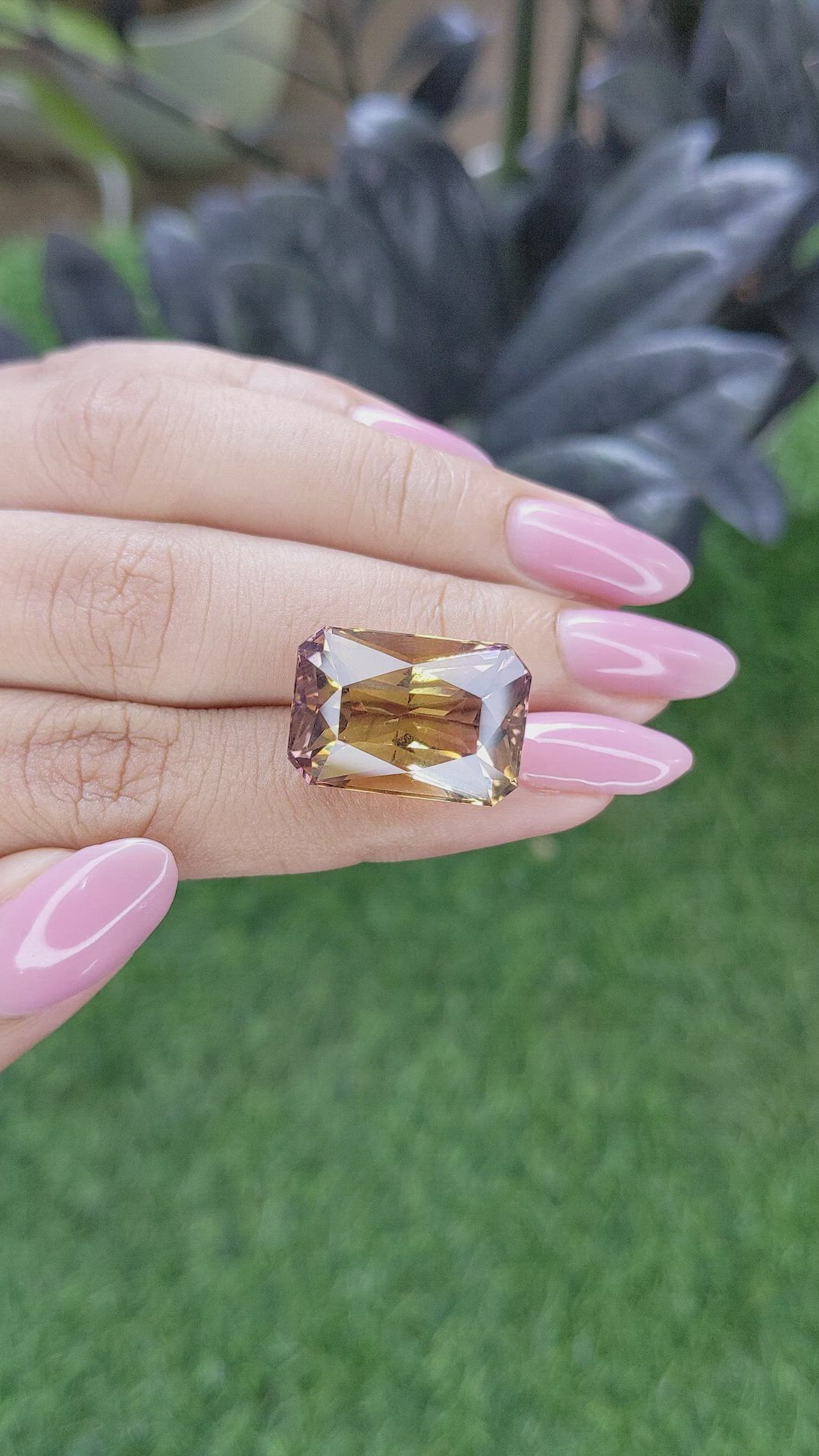 19.24 Ct. Bi Color Ametrine from Ceylon (Sri Lanka) Size Video