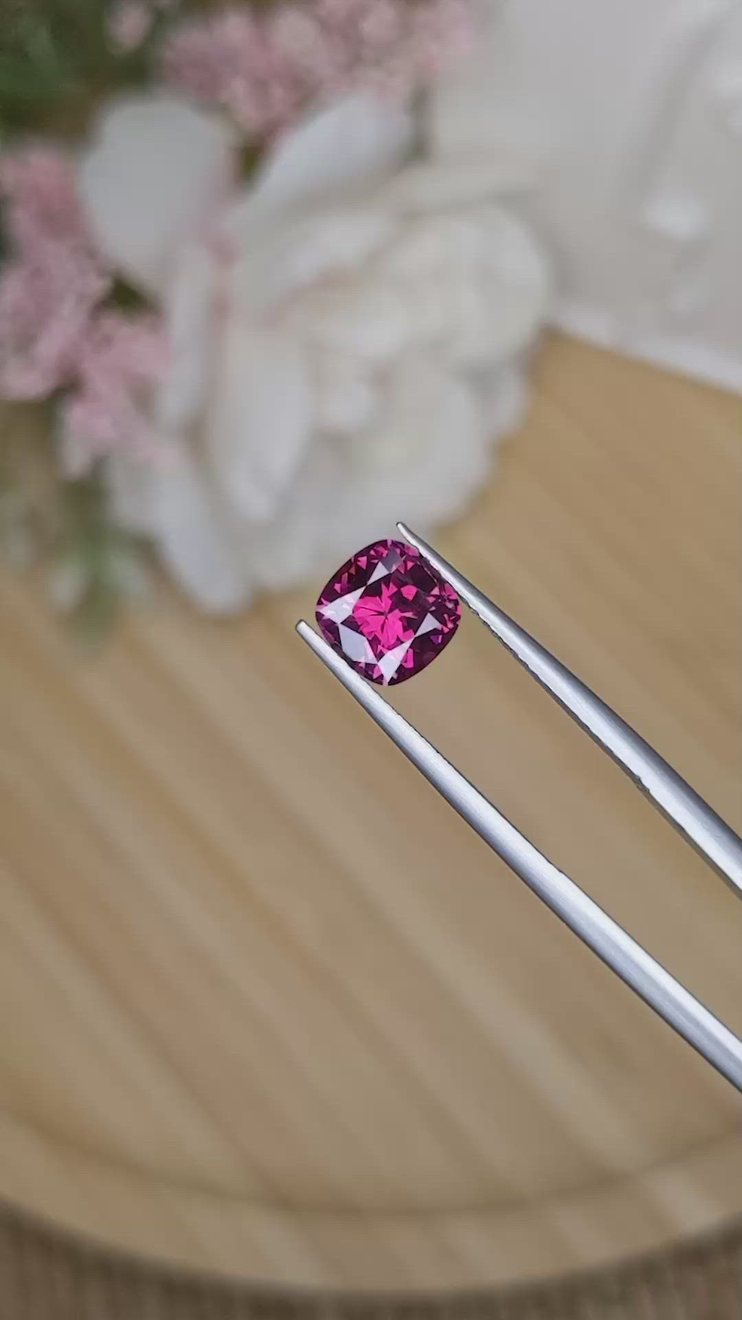 1.71 Ct. Purplish Pink Garnet from Ceylon (Sri Lanka) Size Video
