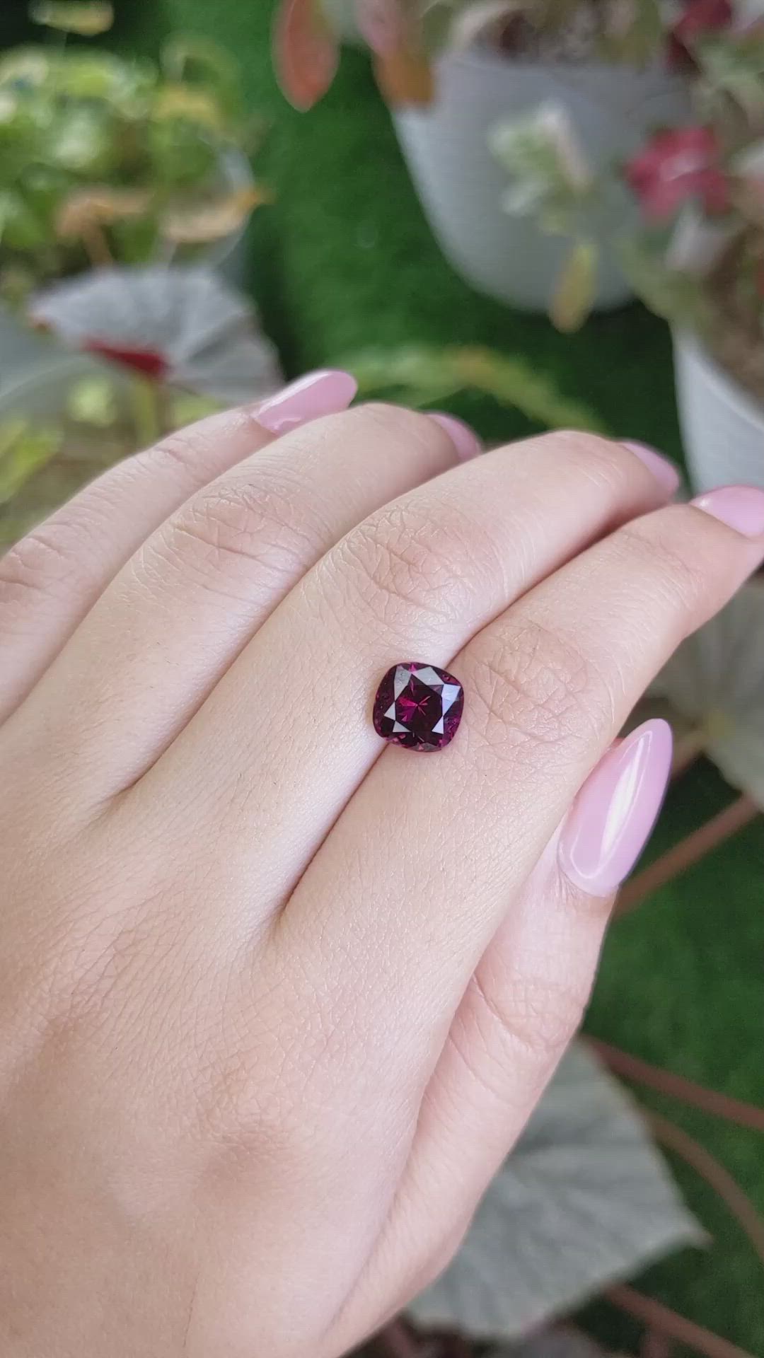 2.89 Ct. Purplish Red Garnet from Ceylon (Sri Lanka) Size Video