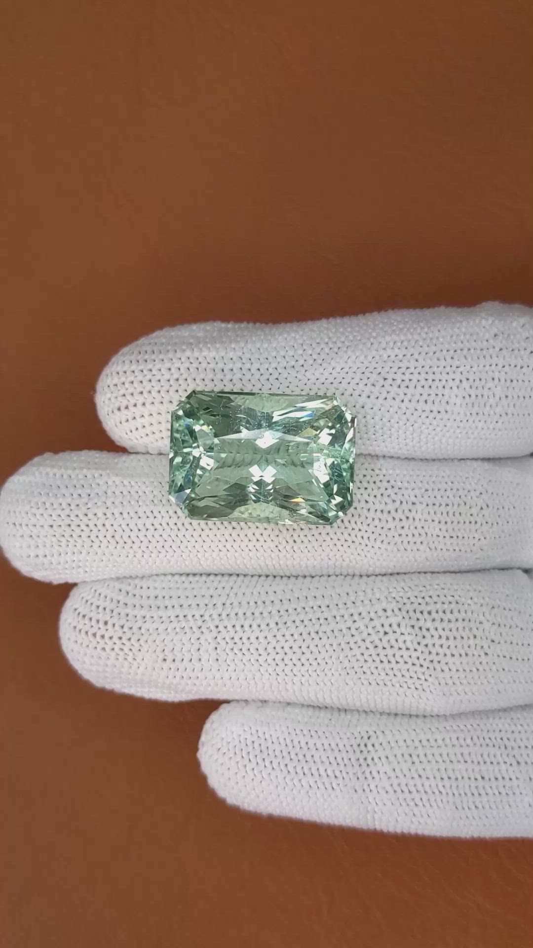 25.43 Ct. Bluish Green Aquamarine from Tanzania Size Video