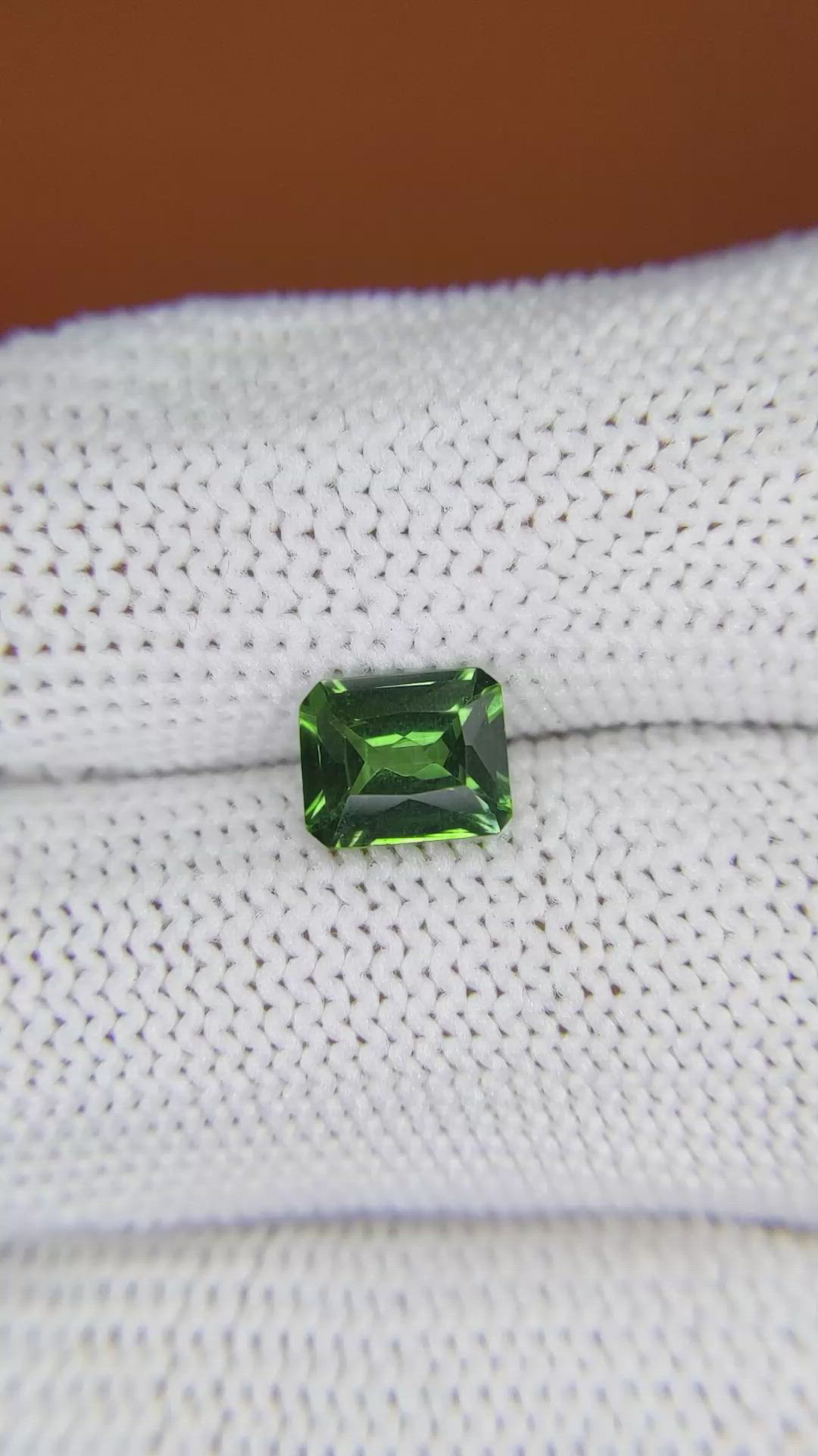 1.43 Ct. Green Zircon from Ceylon (Sri Lanka) Size Video