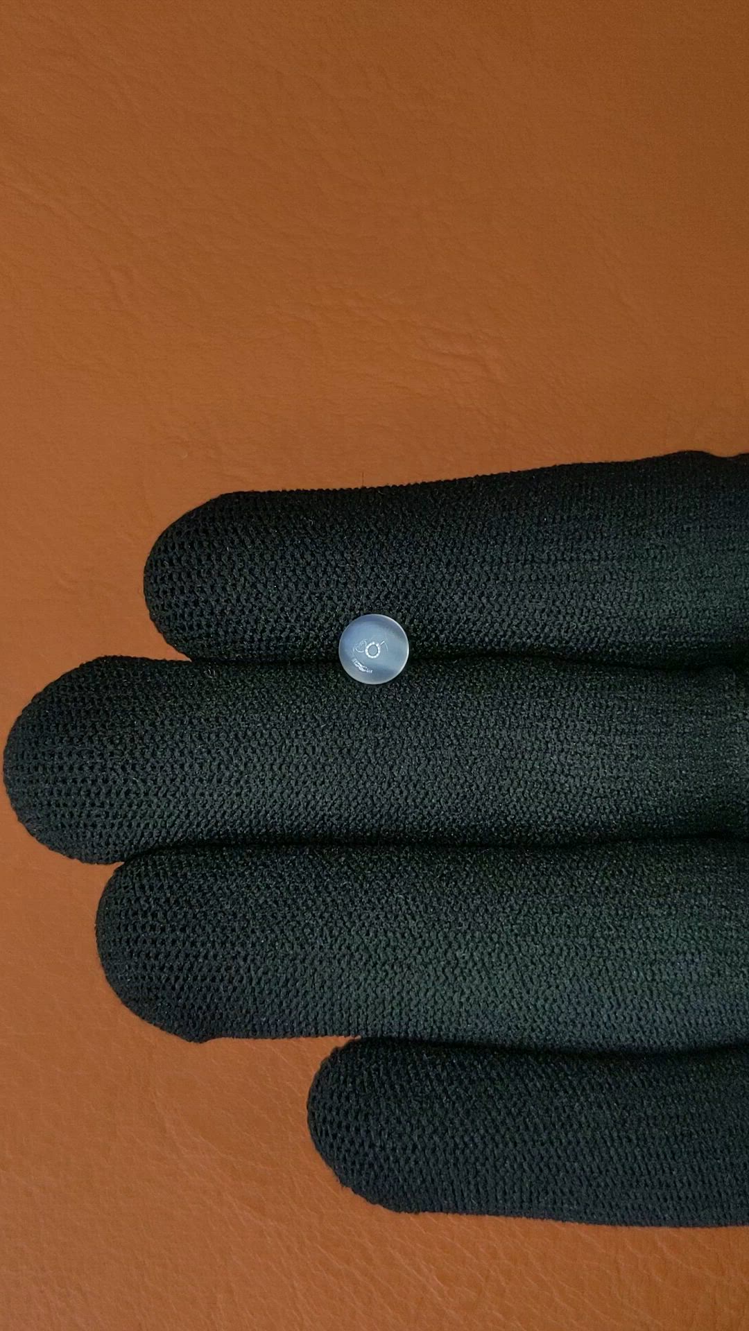 0.80 Ct. White Cabochon Moonstone from Ceylon (Sri Lanka) Size Video