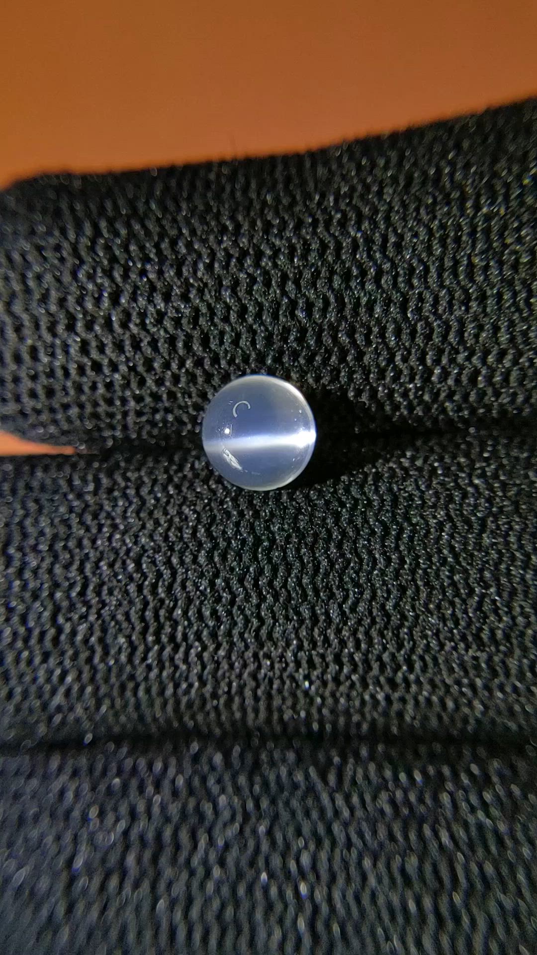 1.00 Ct. White Cabochon Moonstone from Ceylon (Sri Lanka) Size Video
