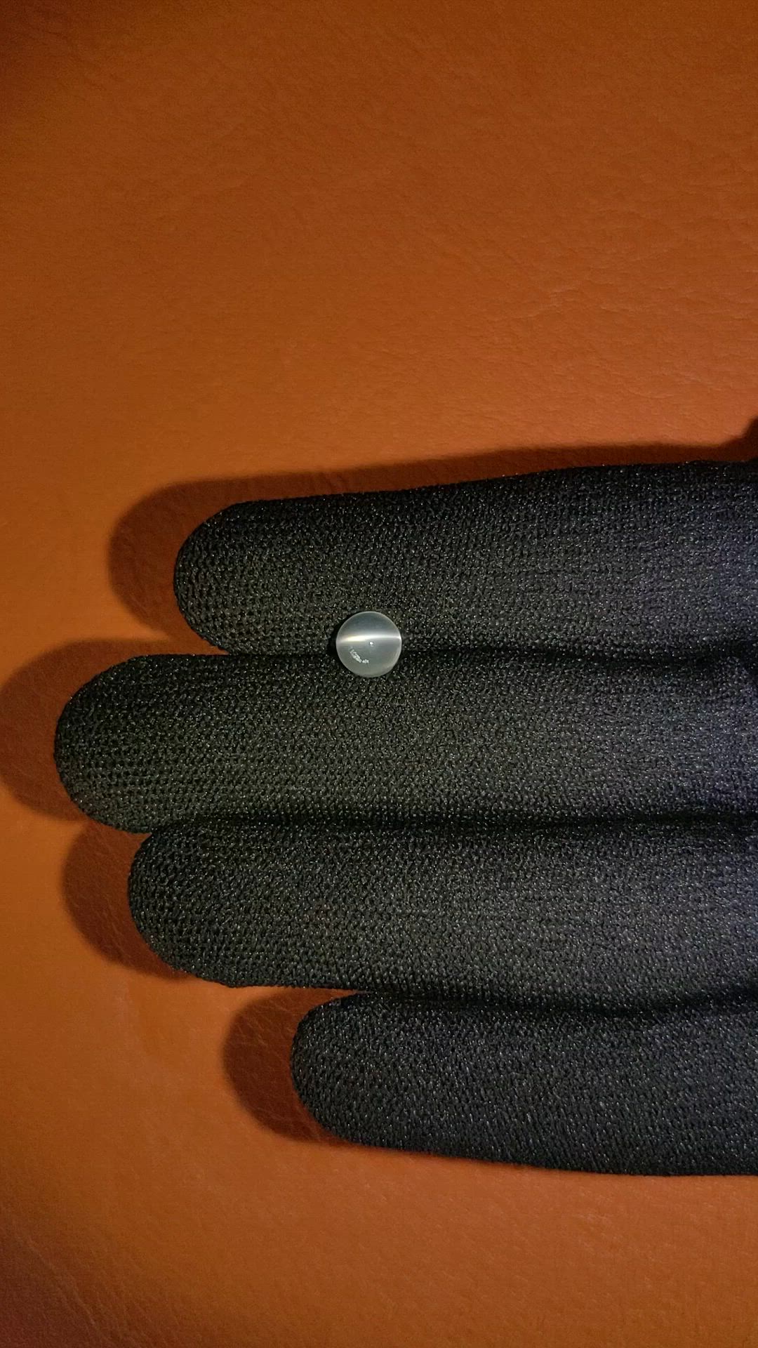 1.08 Ct. White Cabochon Moonstone from Ceylon (Sri Lanka) Size Video