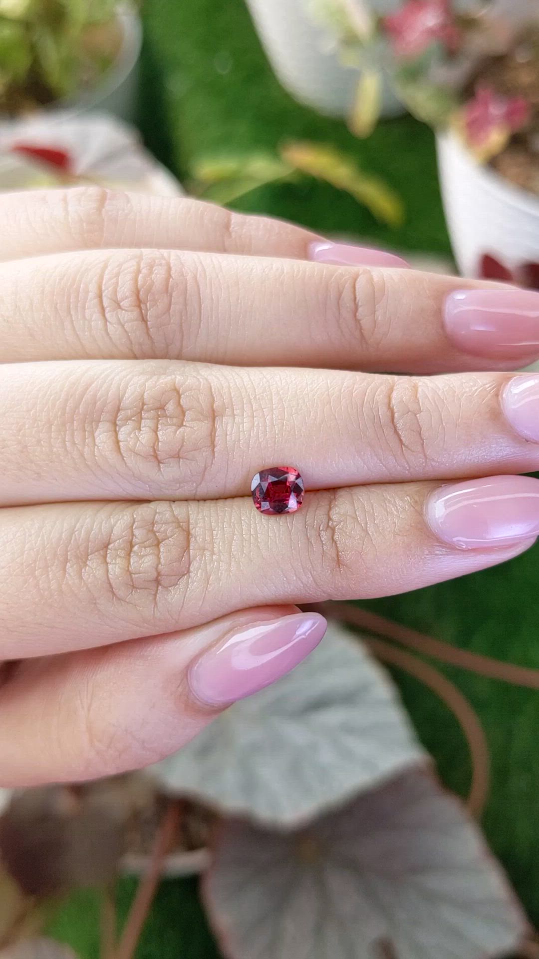 0.86 Ct. Red Rhodolite Garnet from Ceylon (Sri Lanka) Size Video