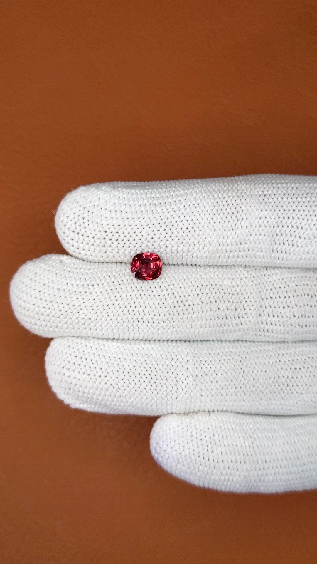 0.86 Ct. Red Rhodolite Garnet from Ceylon (Sri Lanka) Size Video