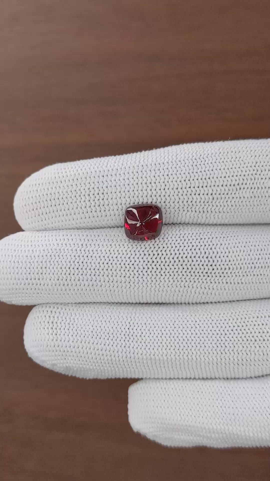 3.60 Ct. Red Cabochon Rhodolite Garnet from Ceylon (Sri Lanka) Size Video