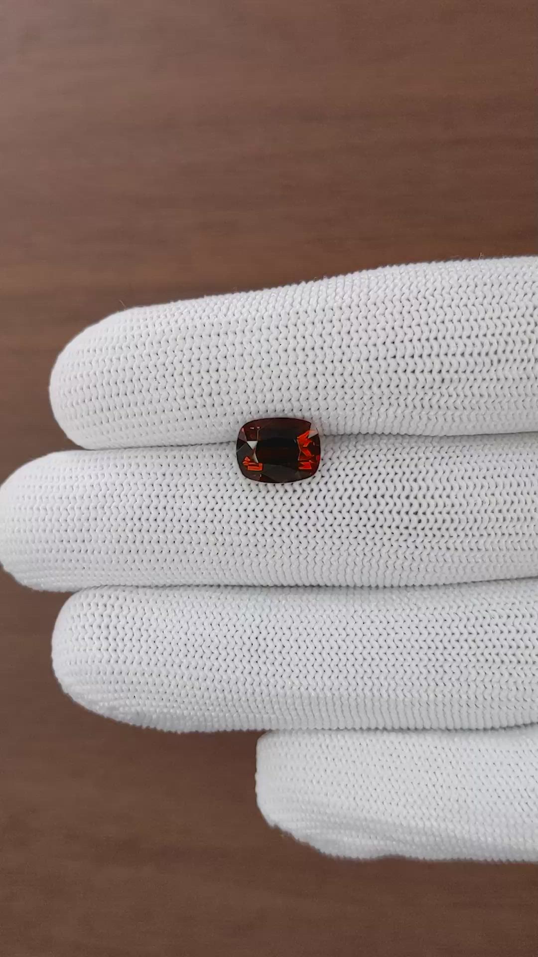 3.65 Ct. Reddish Brown Garnet from Ceylon (Sri Lanka) Size Video