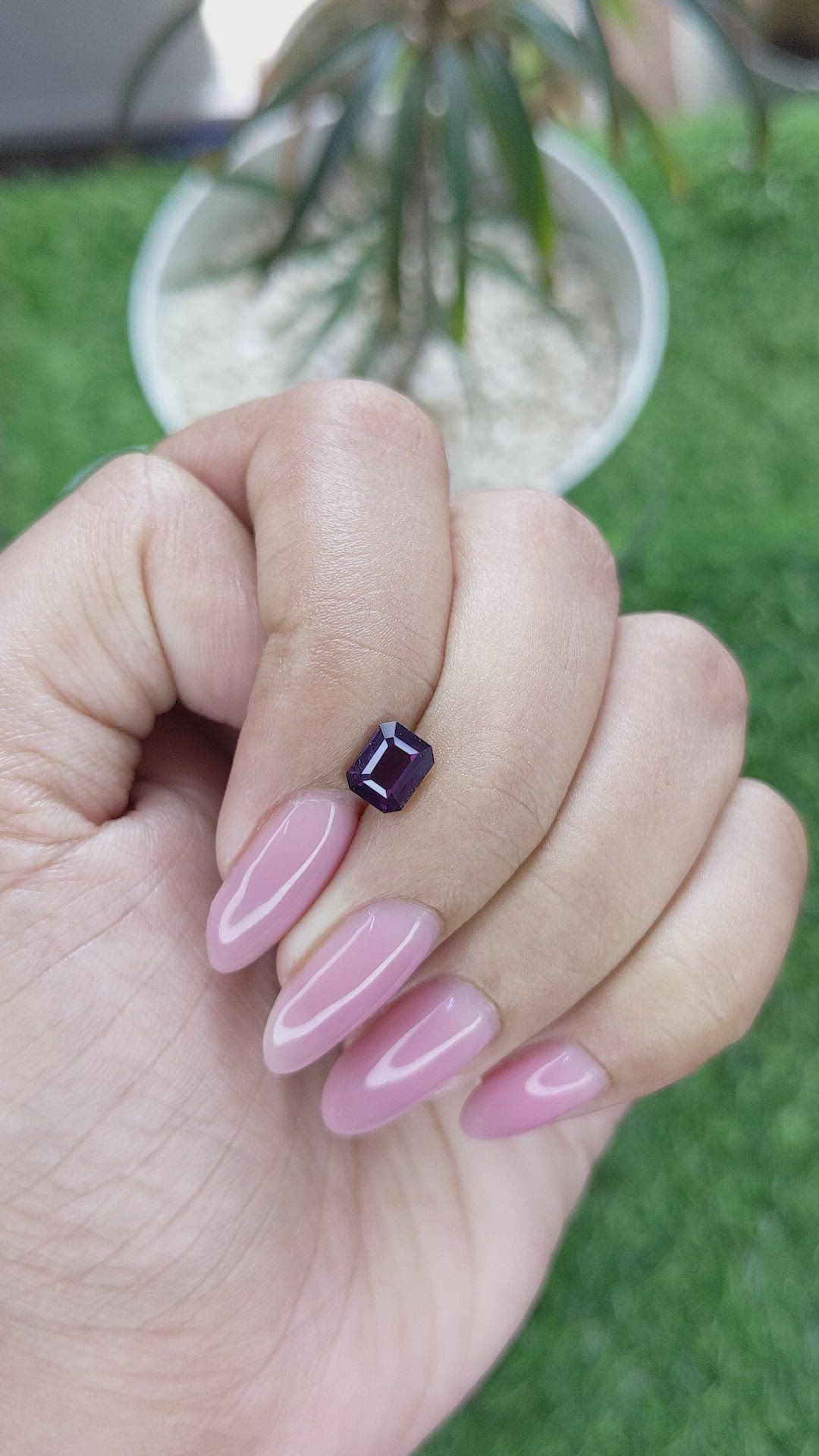 1.05 Ct. Purple Spinel from Ceylon (Sri Lanka) Size Video