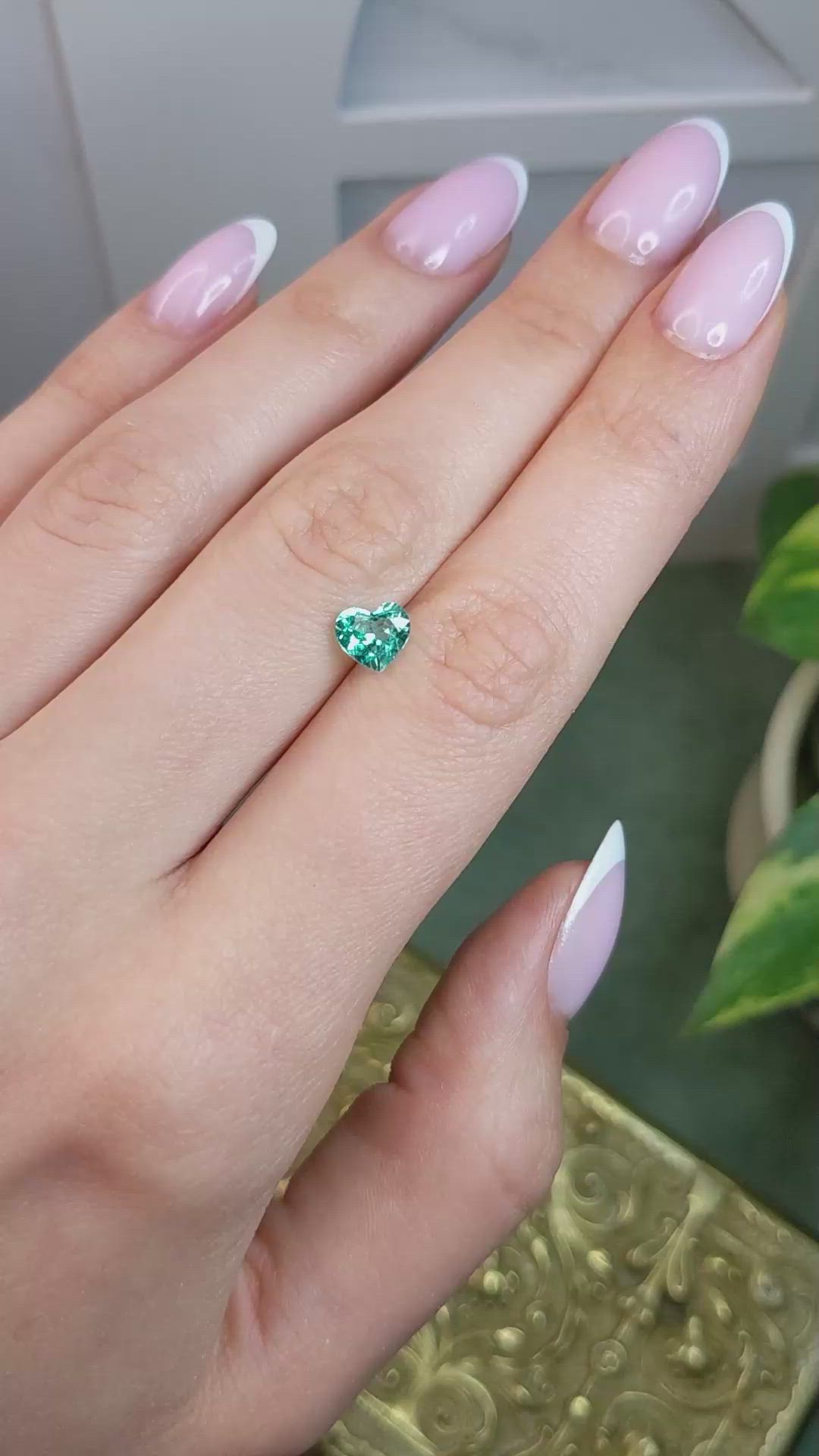 0.92 Ct. Bluish Green Paraiba Tourmaline from Mozambique Size Video