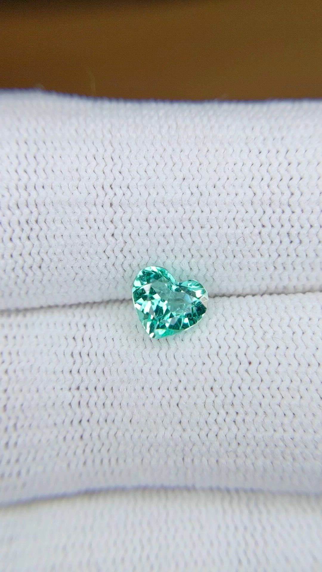 0.92 Ct. Bluish Green Paraiba Tourmaline from Mozambique Size Video