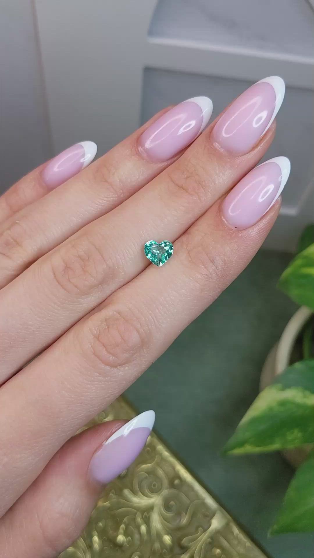 0.92 Ct. Bluish Green Paraiba Tourmaline from Mozambique Size Video