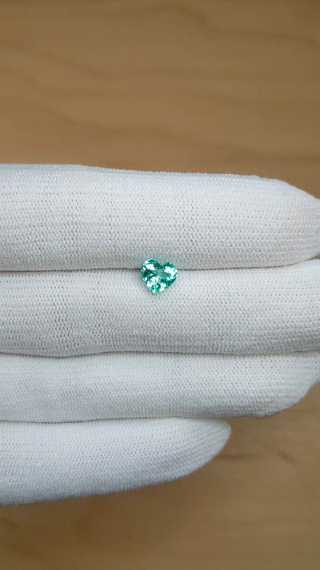 0.92 Ct. Bluish Green Paraiba Tourmaline from Mozambique Size Video