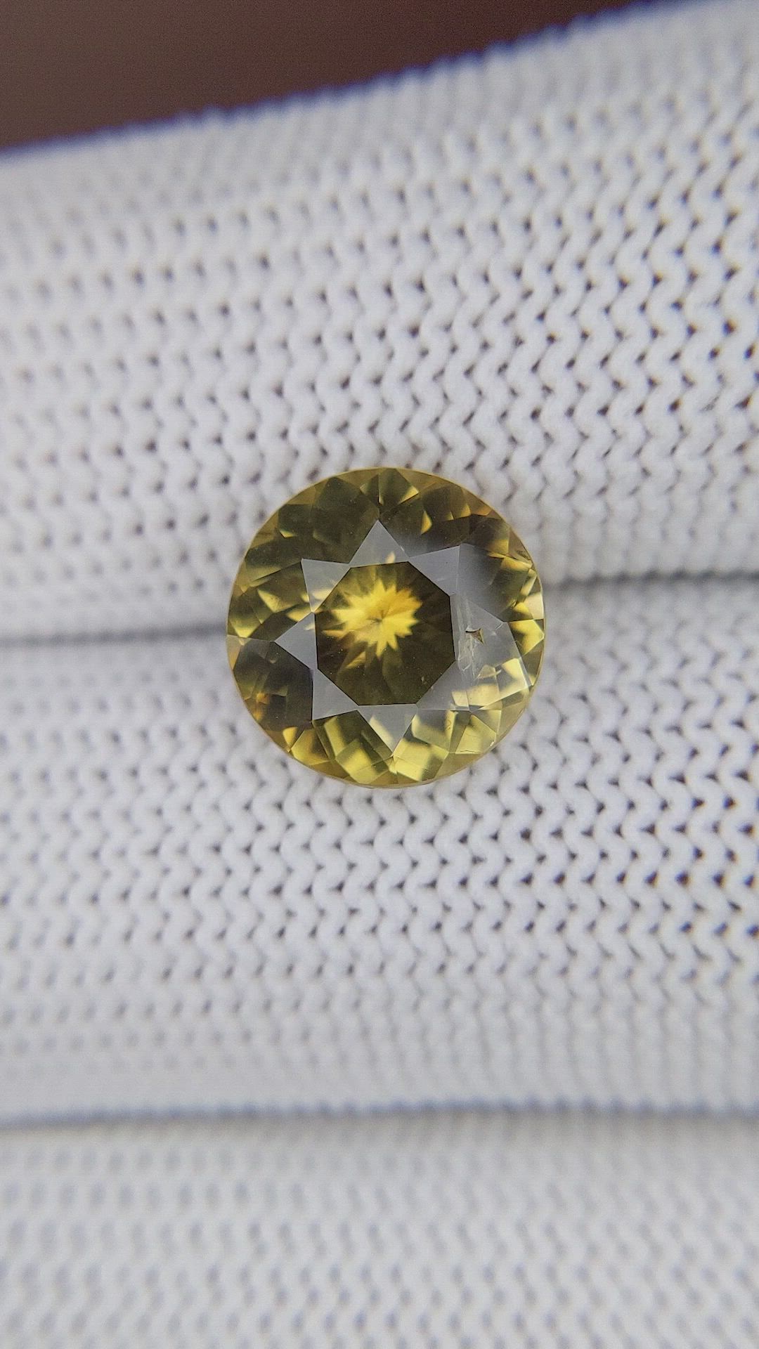 4.65 Ct. Greenish Yellow Chrysoberyl from Ceylon (Sri Lanka) Size Video
