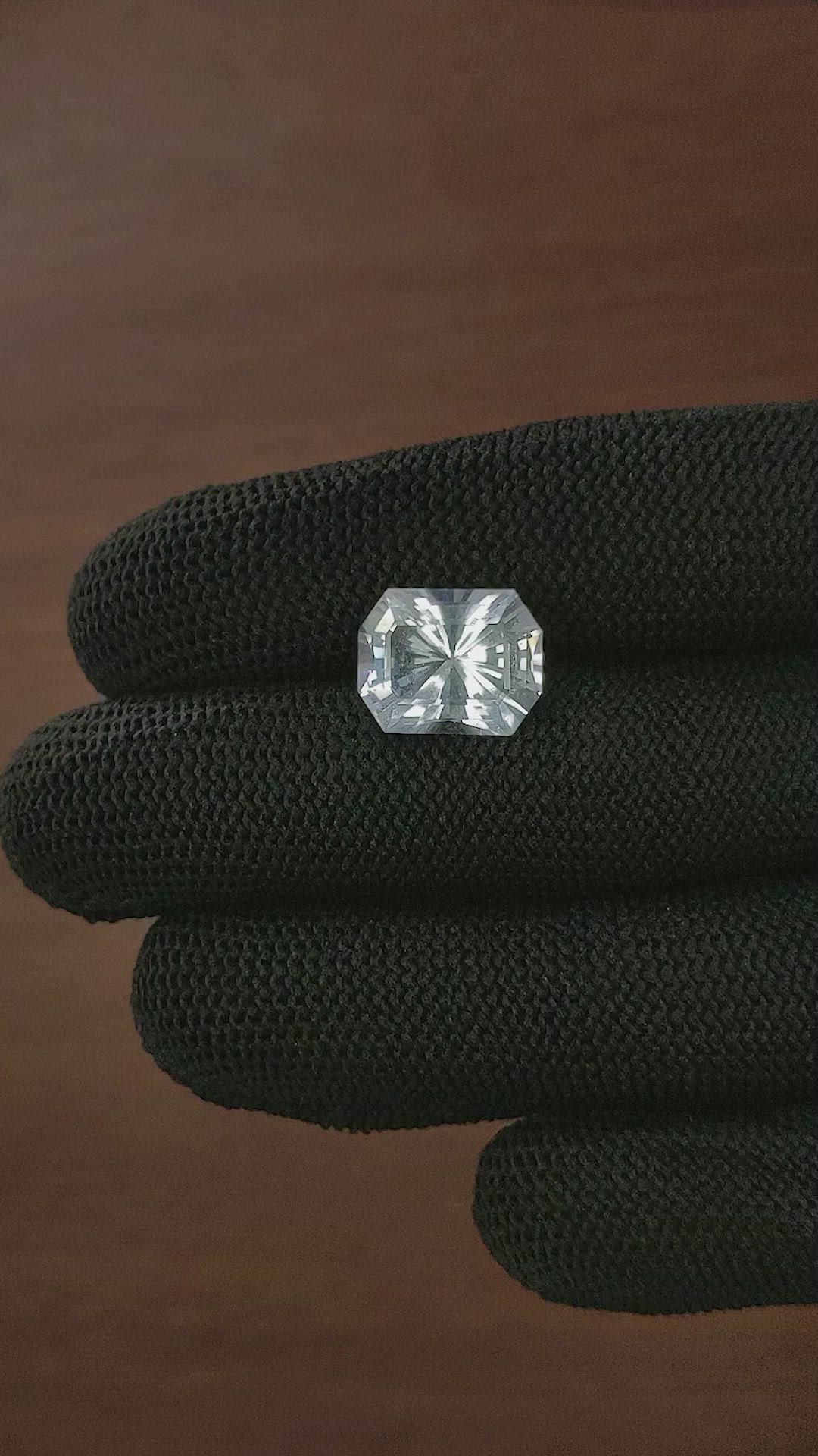 6.77 Ct. Blue Aquamarine from Ceylon (Sri Lanka) Size Video