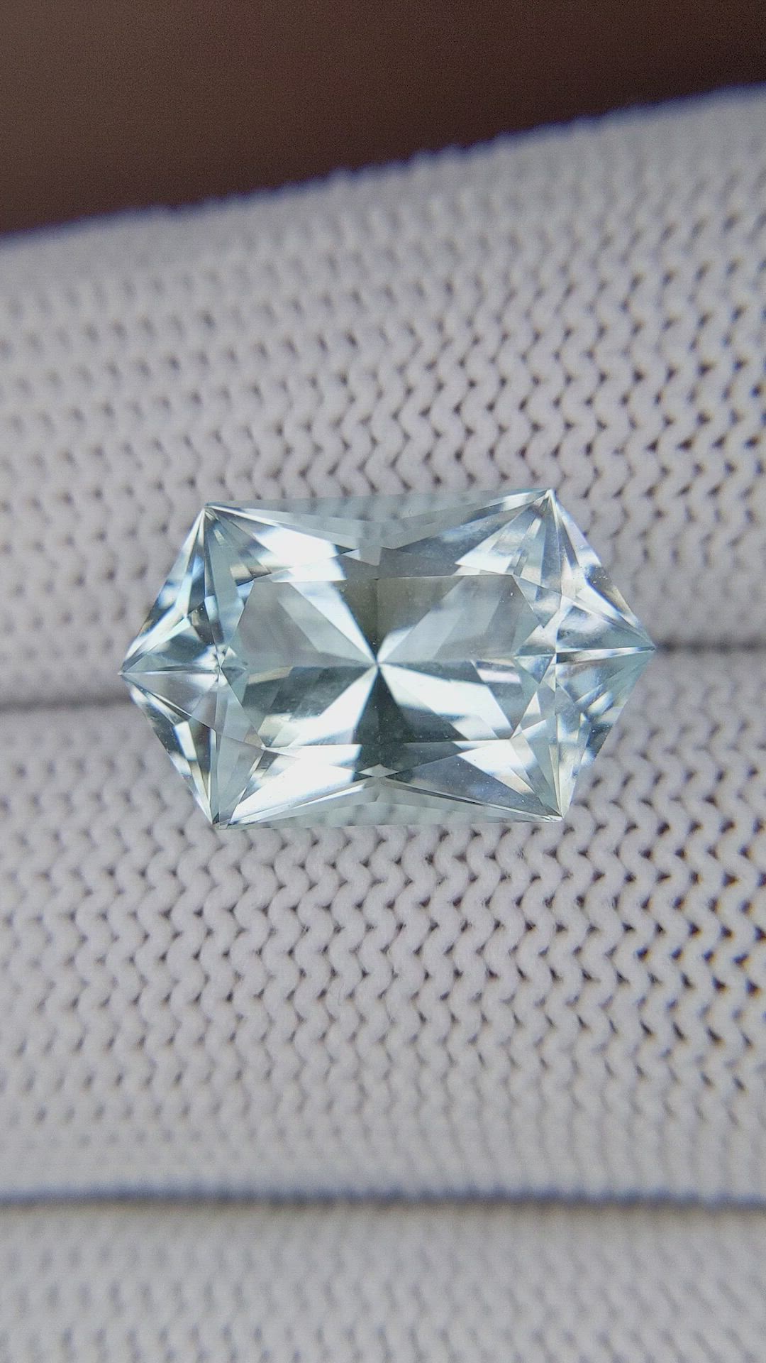 6.99 Ct. Blue Aquamarine from Ceylon (Sri Lanka) Size Video