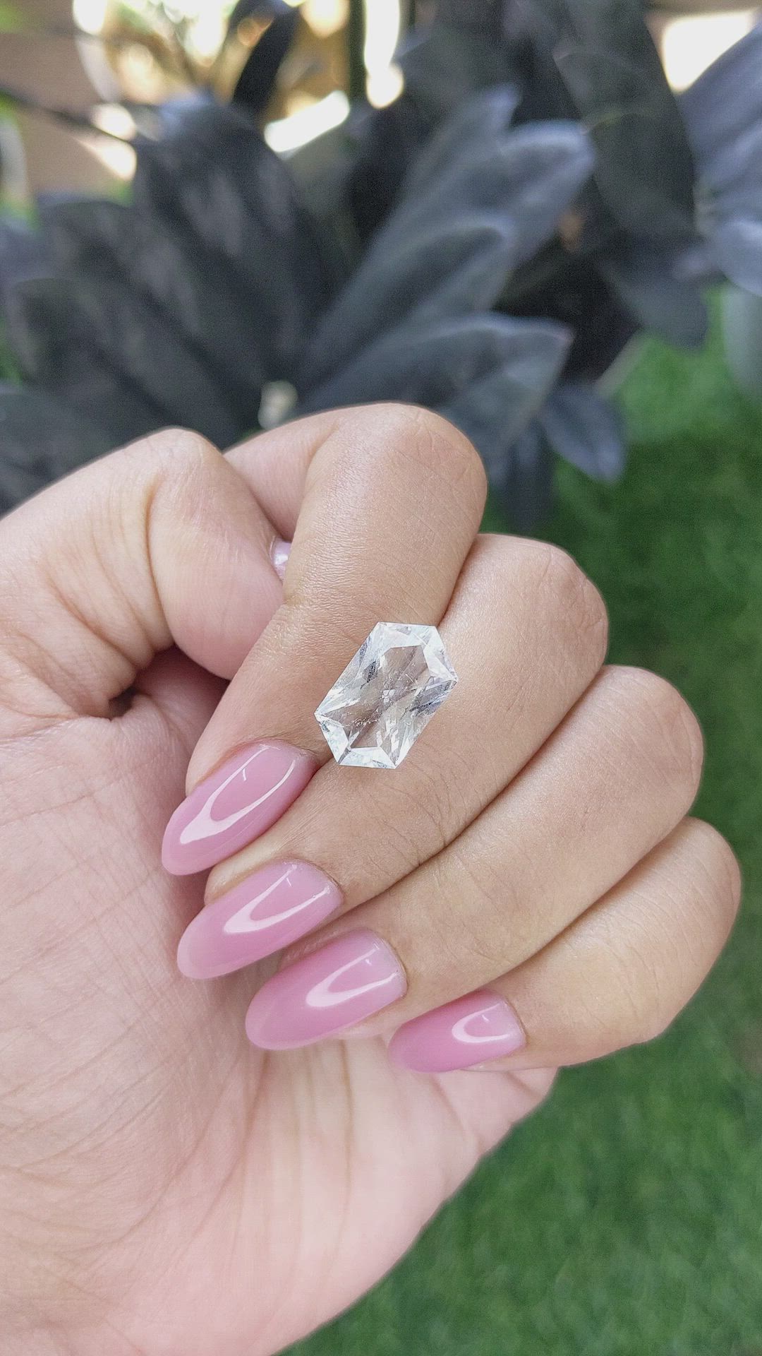 3.96 Ct. Blue Aquamarine from Ceylon (Sri Lanka) Size Video