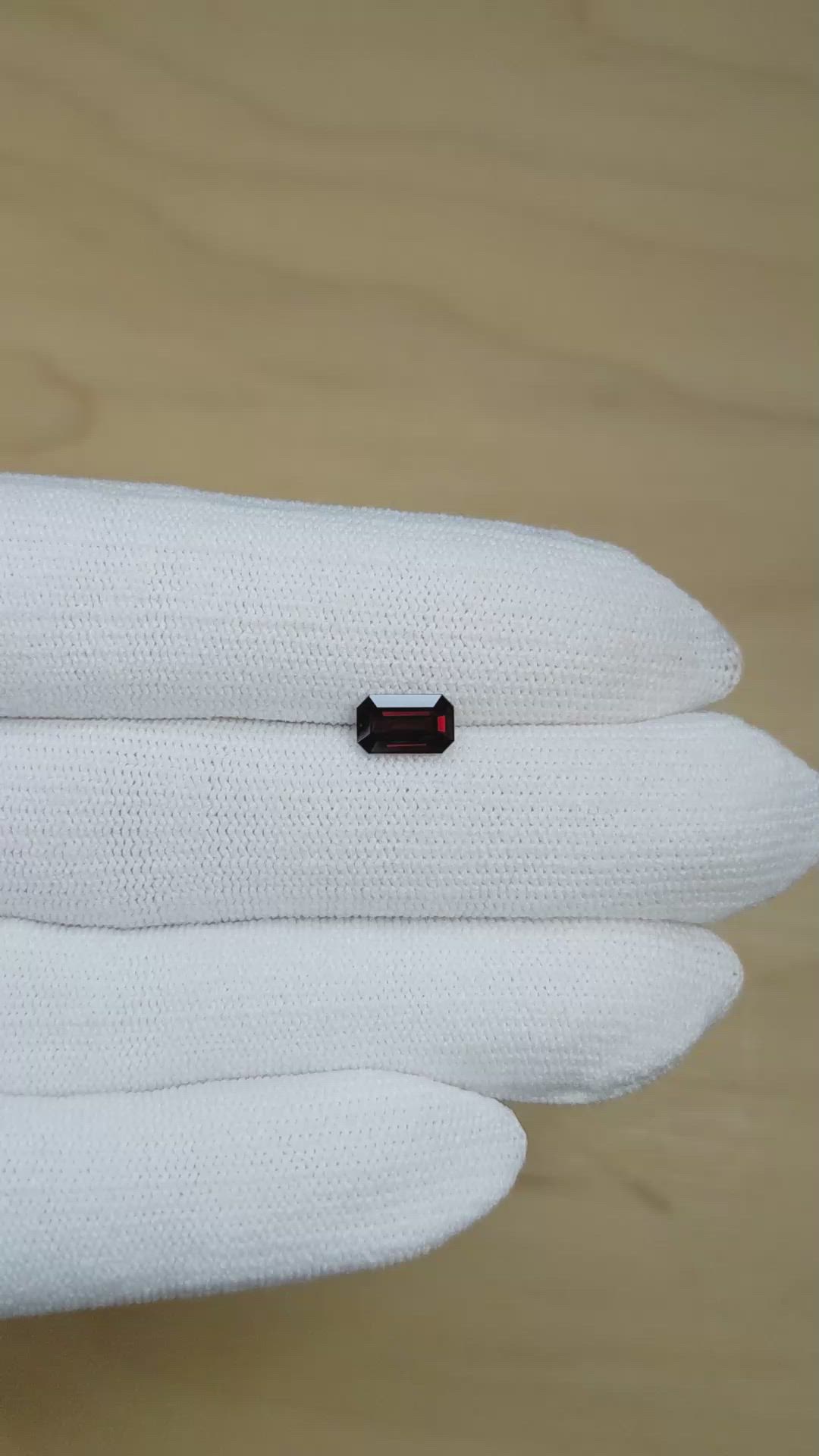 1.37 Ct. Red Spinel from Burma (Myanmar) Size Video