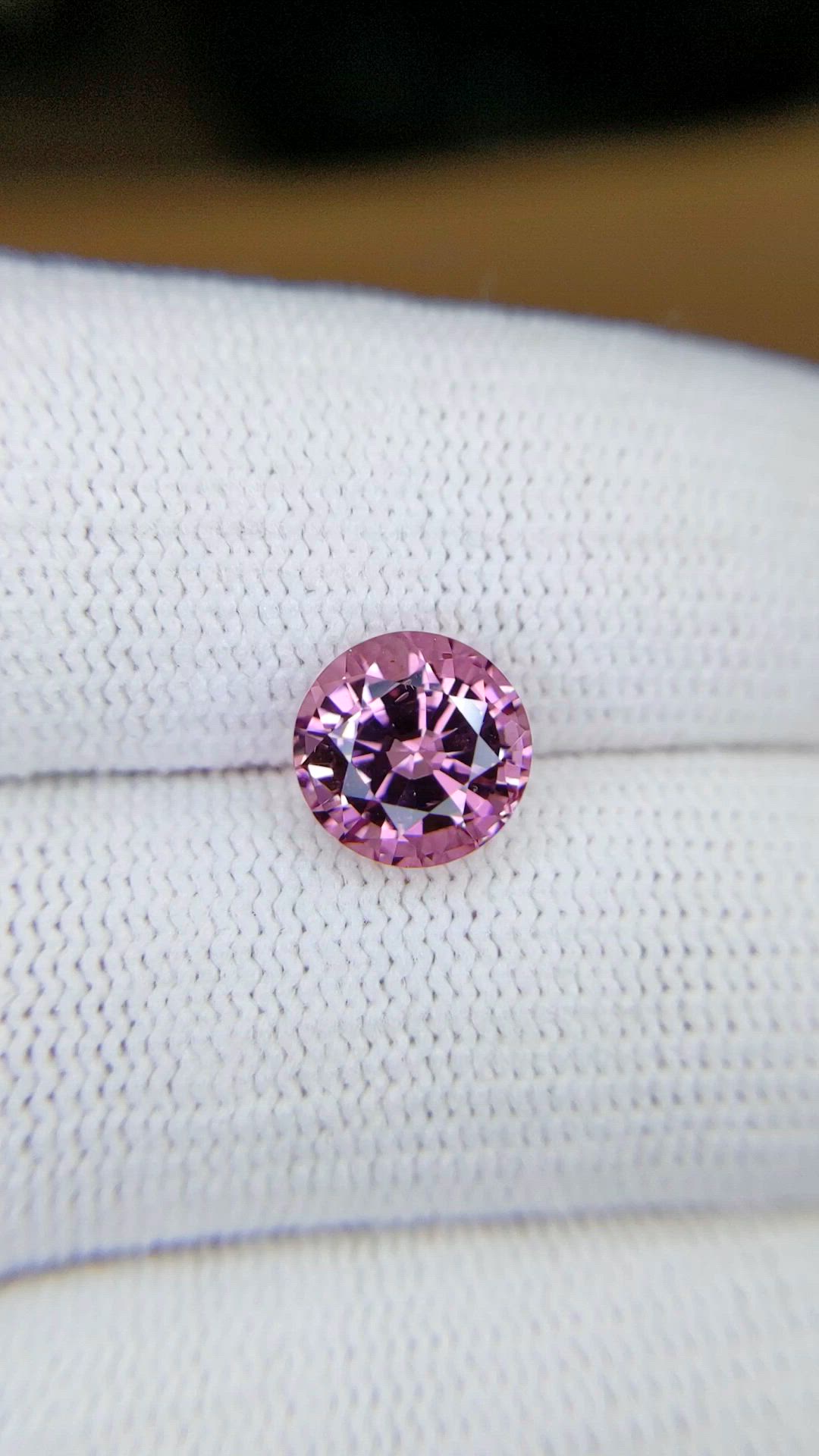 2.83 Ct. Pinkish Purple Spinel from Burma (Myanmar) Size Video