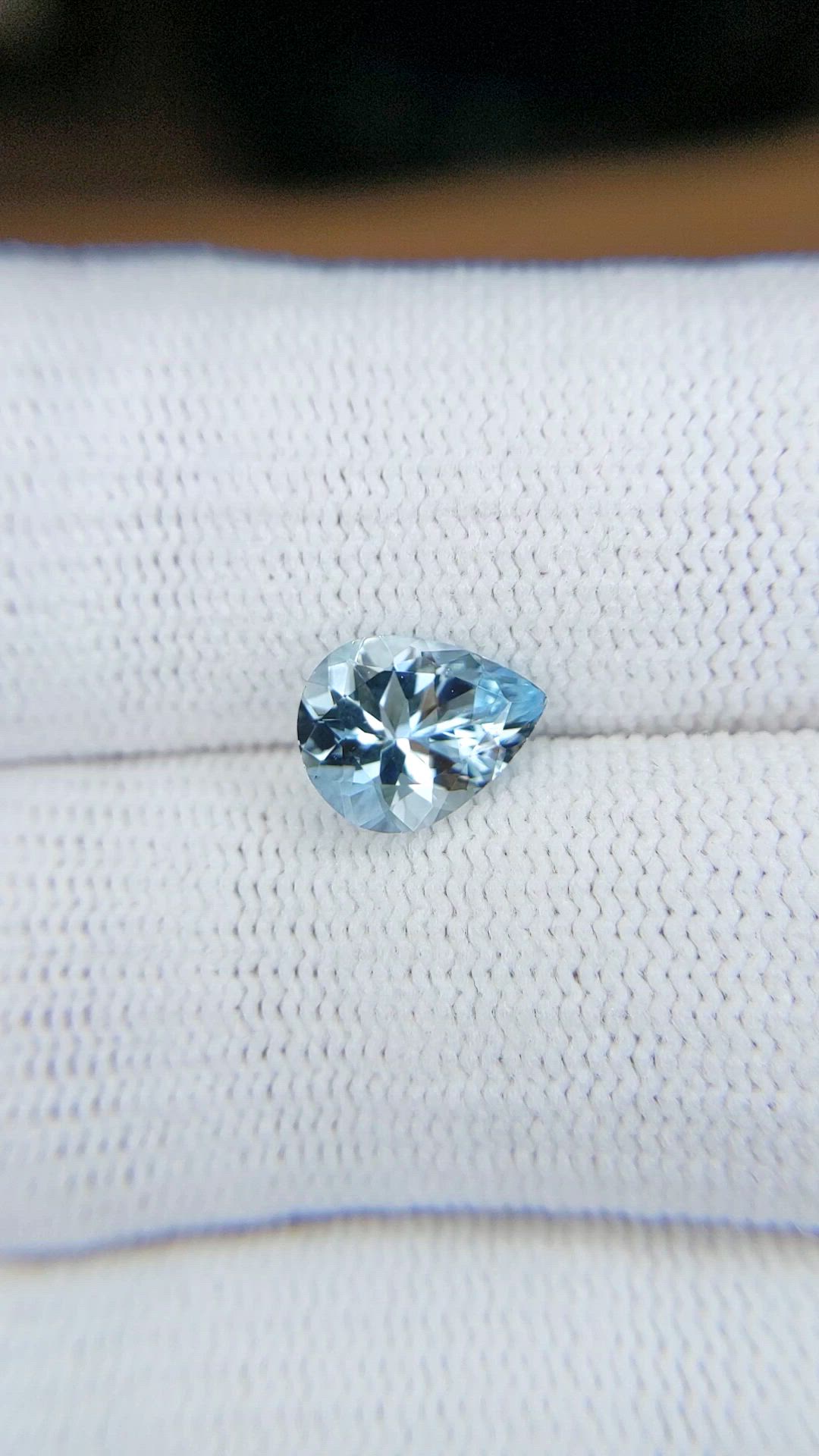 1.31 Ct. Blue Aquamarine from Mozambique Size Video