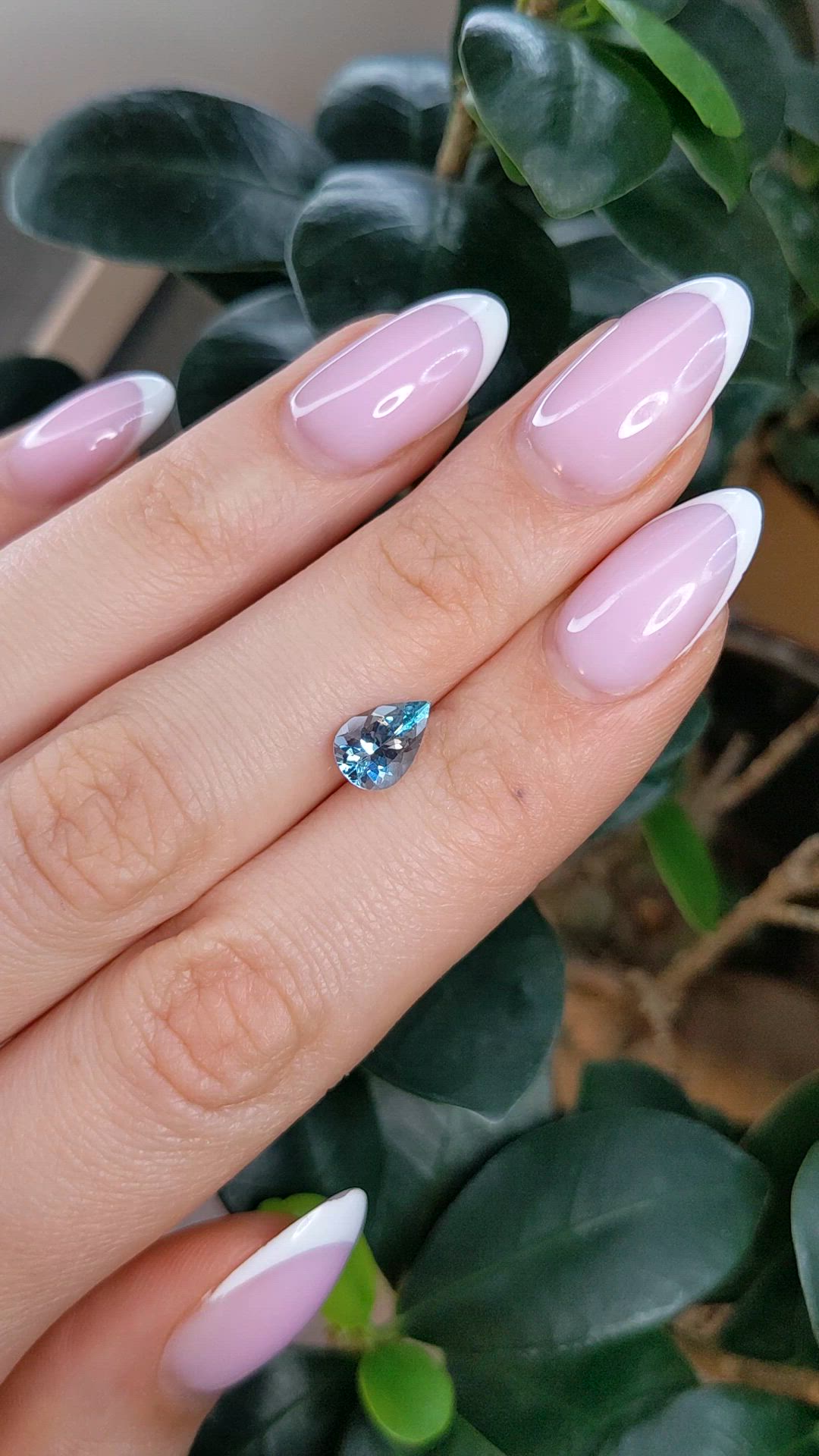 0.92 Ct. Blue Aquamarine from Mozambique Size Video