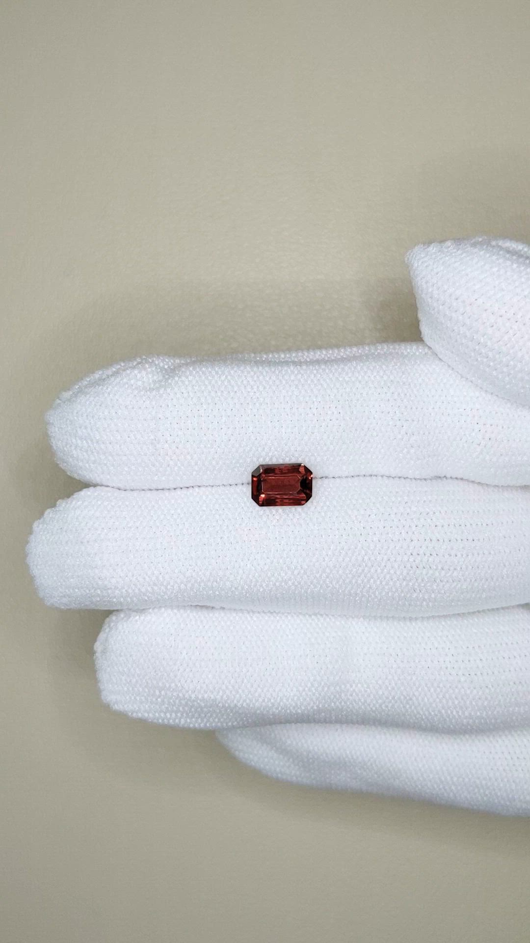 1.15 Ct. Orangish Red Spinel from Burma (Myanmar) Size Video