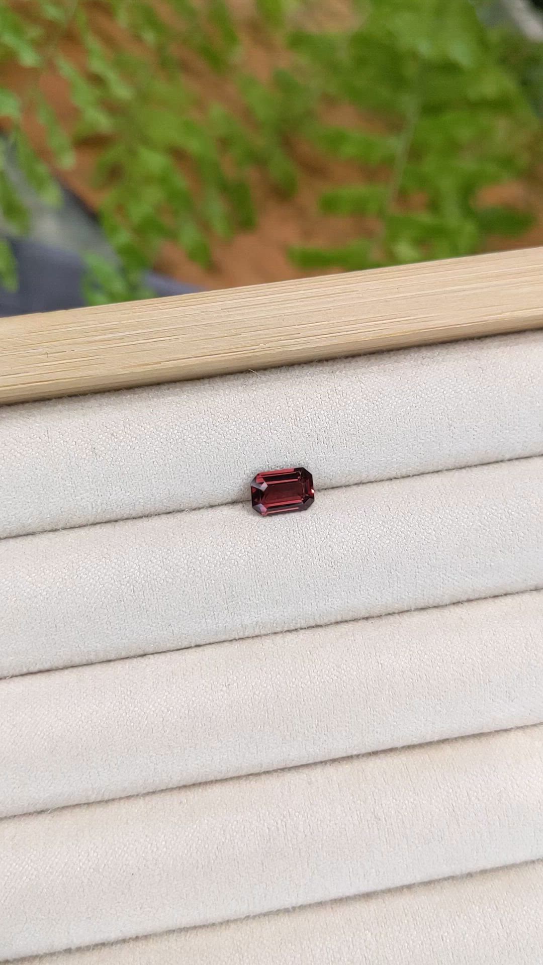 1.15 Ct. Orangish Red Spinel from Burma (Myanmar) Size Video