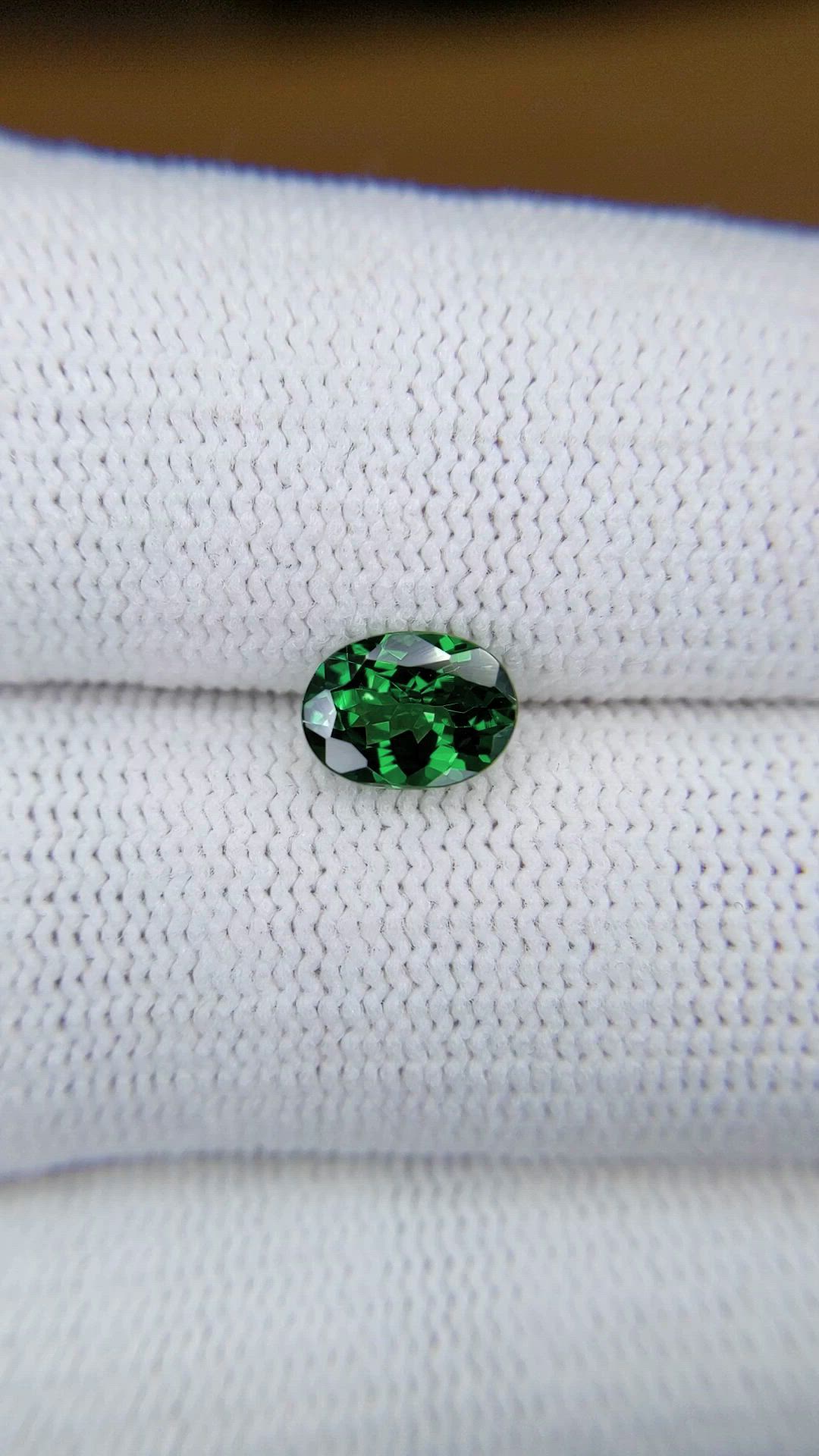 1.16 Ct. Tsavorite Garnet from Tanzania Size Video