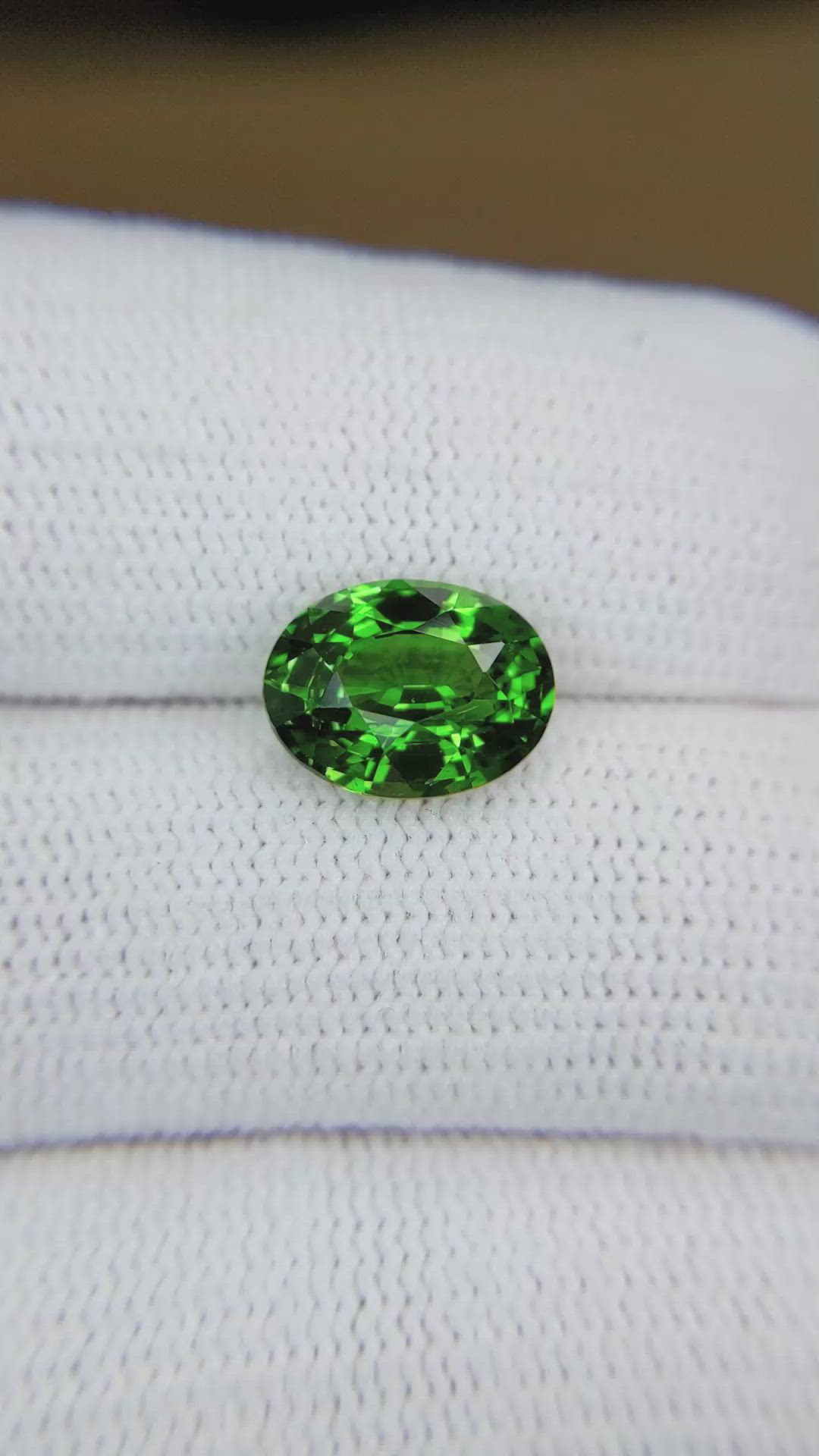 3.55 Ct. Tsavorite Garnet from Tanzania Size Video