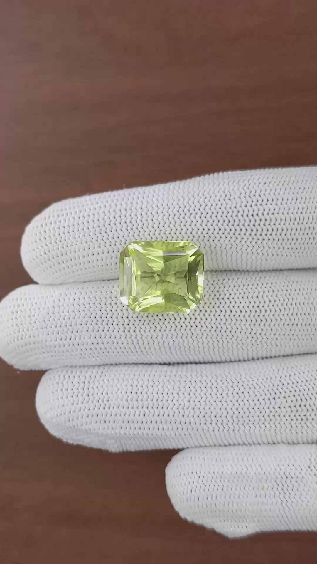 10.98 Ct. Yellowish Green Citrine from Ceylon (Sri Lanka) Size Video