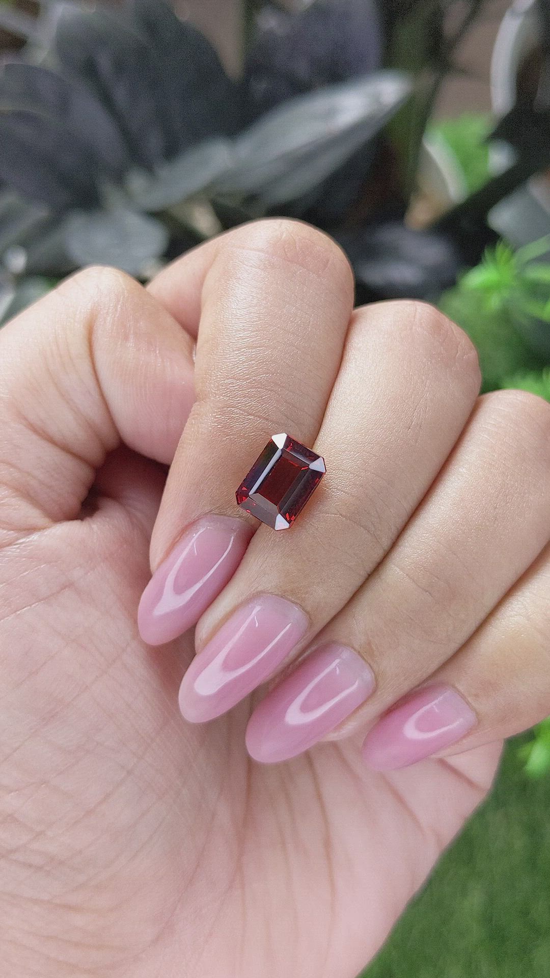 3.40 Ct. Orangish Red Garnet from Ceylon (Sri Lanka) Size Video