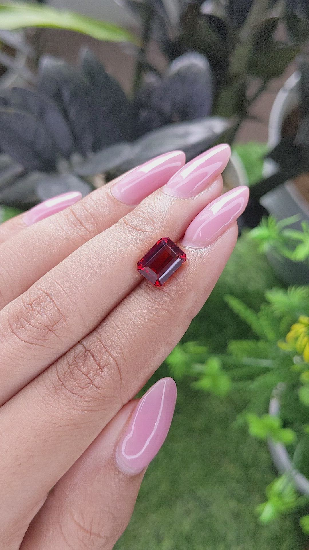 3.40 Ct. Orangish Red Garnet from Ceylon (Sri Lanka) Size Video