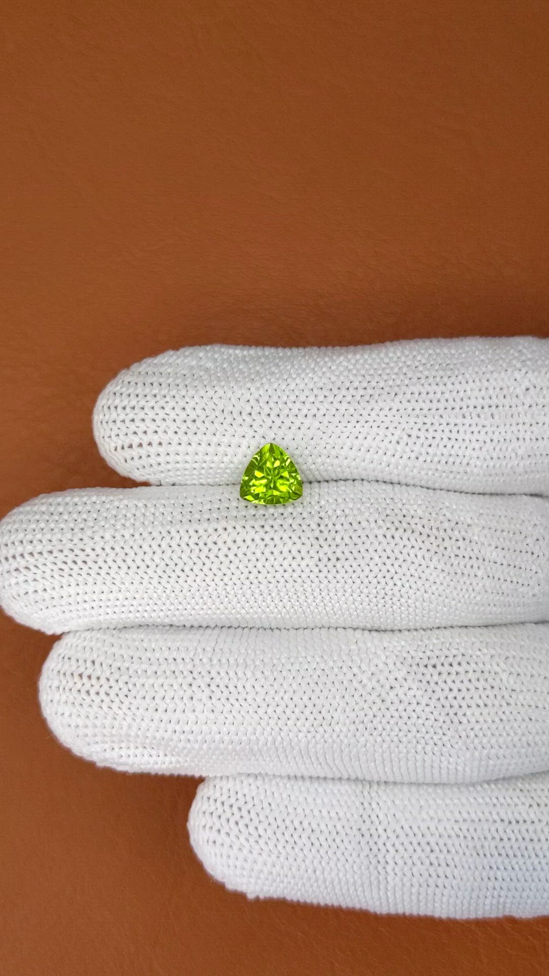 1.52 Ct. Yellowish Green Peridot from Pakistan Size Video