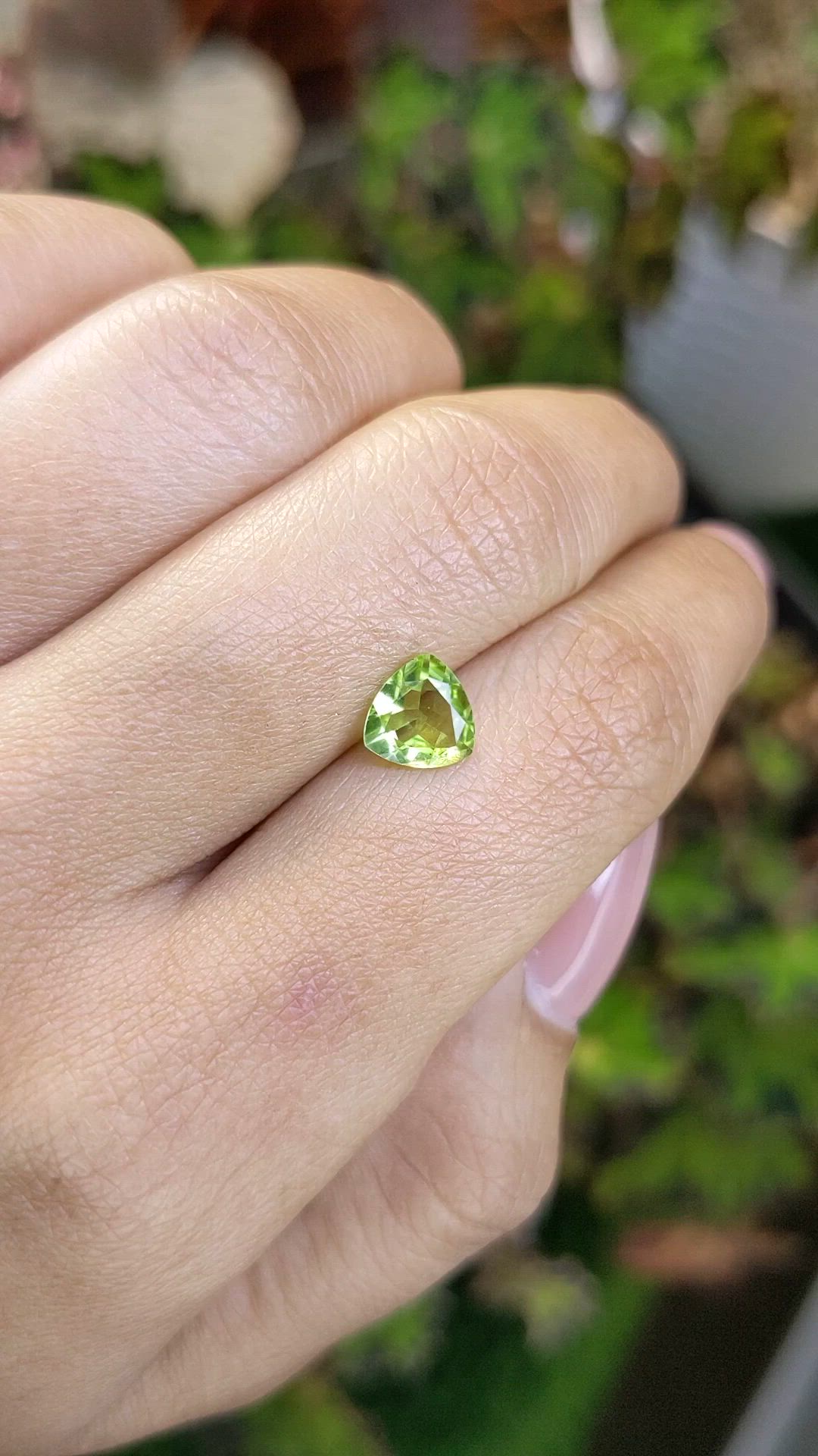 1.03 Ct. Yellowish Green Peridot from Pakistan Size Video