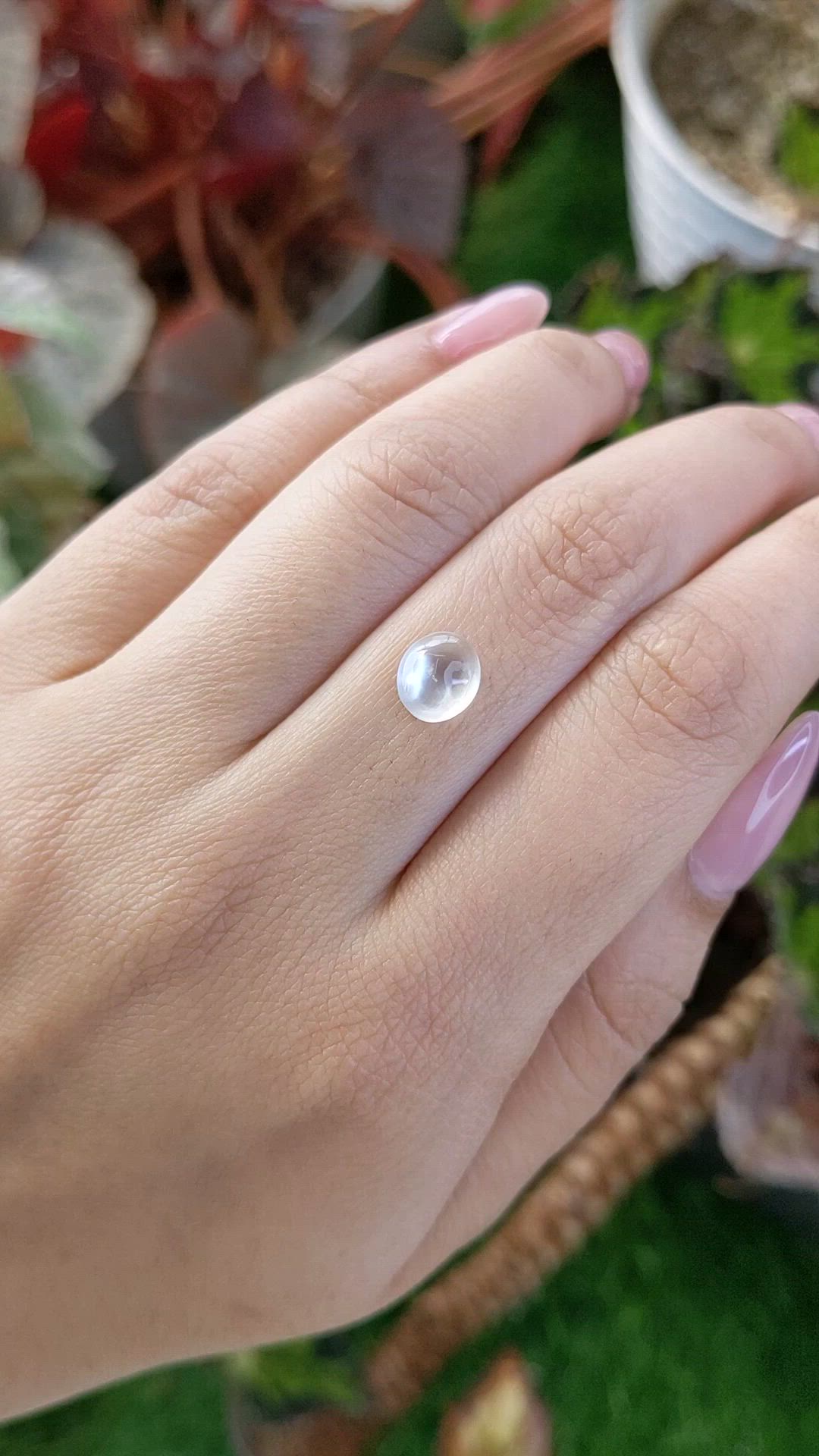 1.22 Ct. White Cabochon Moonstone from Ceylon (Sri Lanka) Size Video