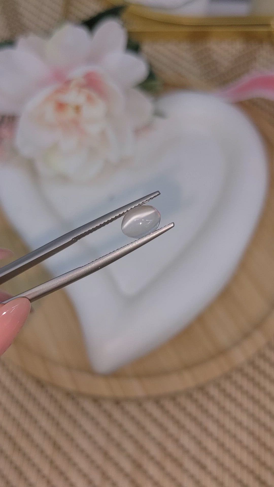 1.33 Ct. White Cabochon Moonstone from Ceylon (Sri Lanka) Size Video