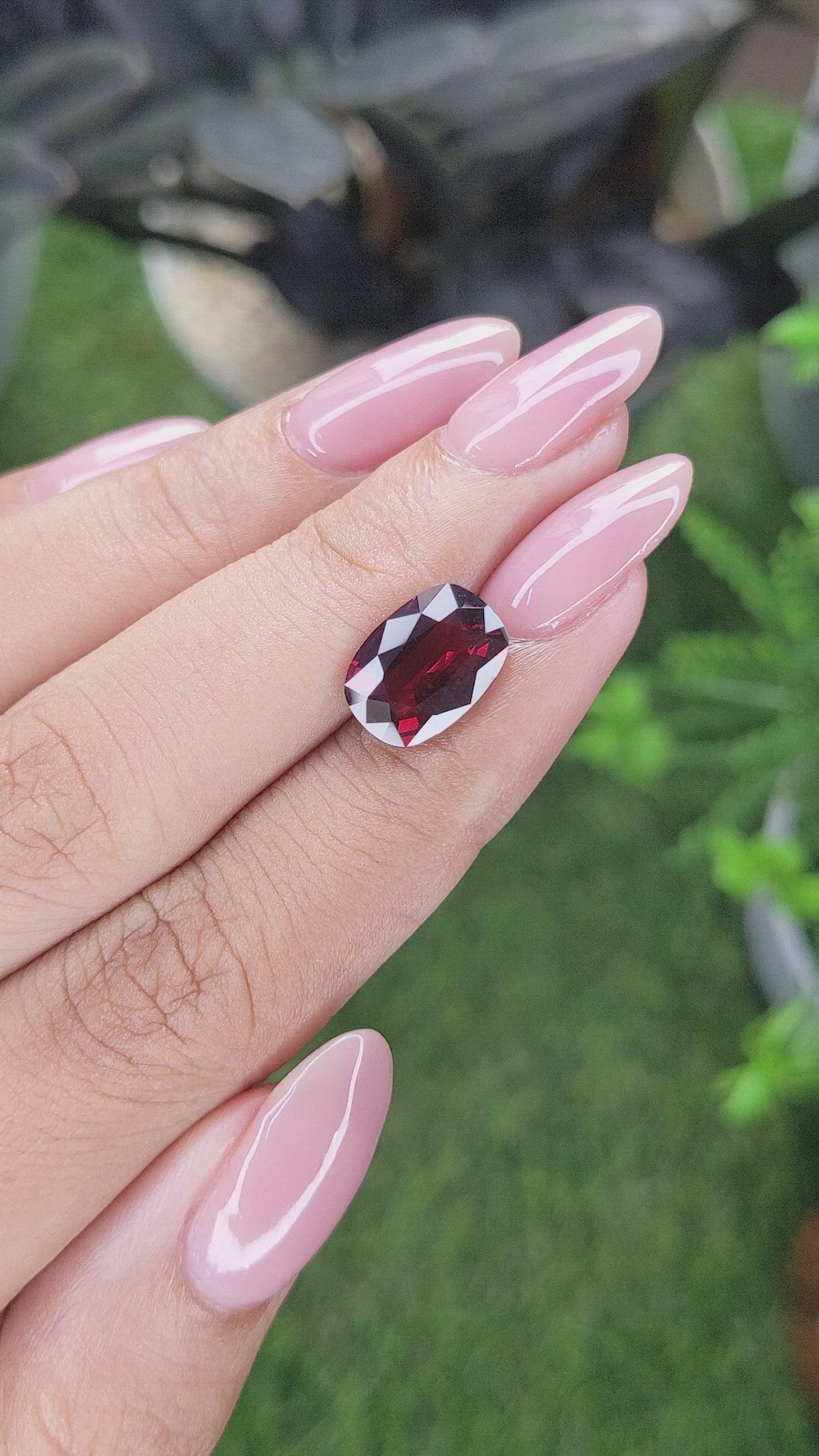 4.05 Ct. Red Garnet from Ceylon (Sri Lanka) Size Video