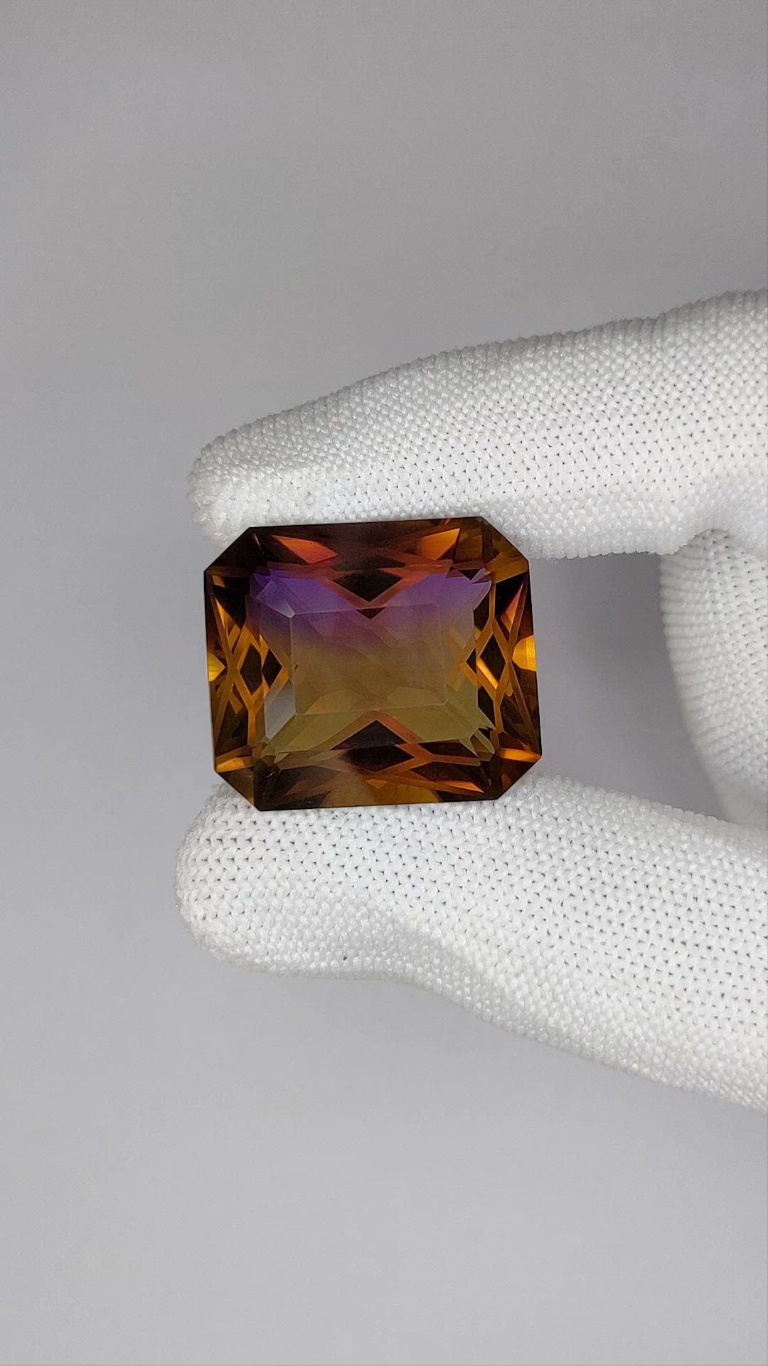 41.23 Ct. Bi Color Ametrine from Brazil Size Video